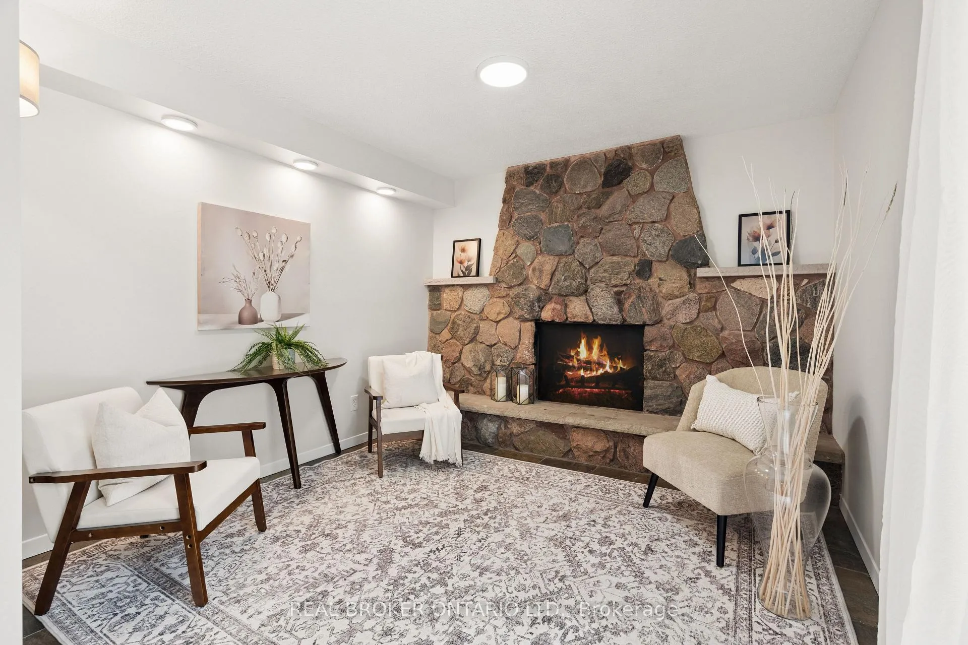 Photo 19 of 18 Memorial Street, Guelph/Eramosa, Eden Mills — HOMEH