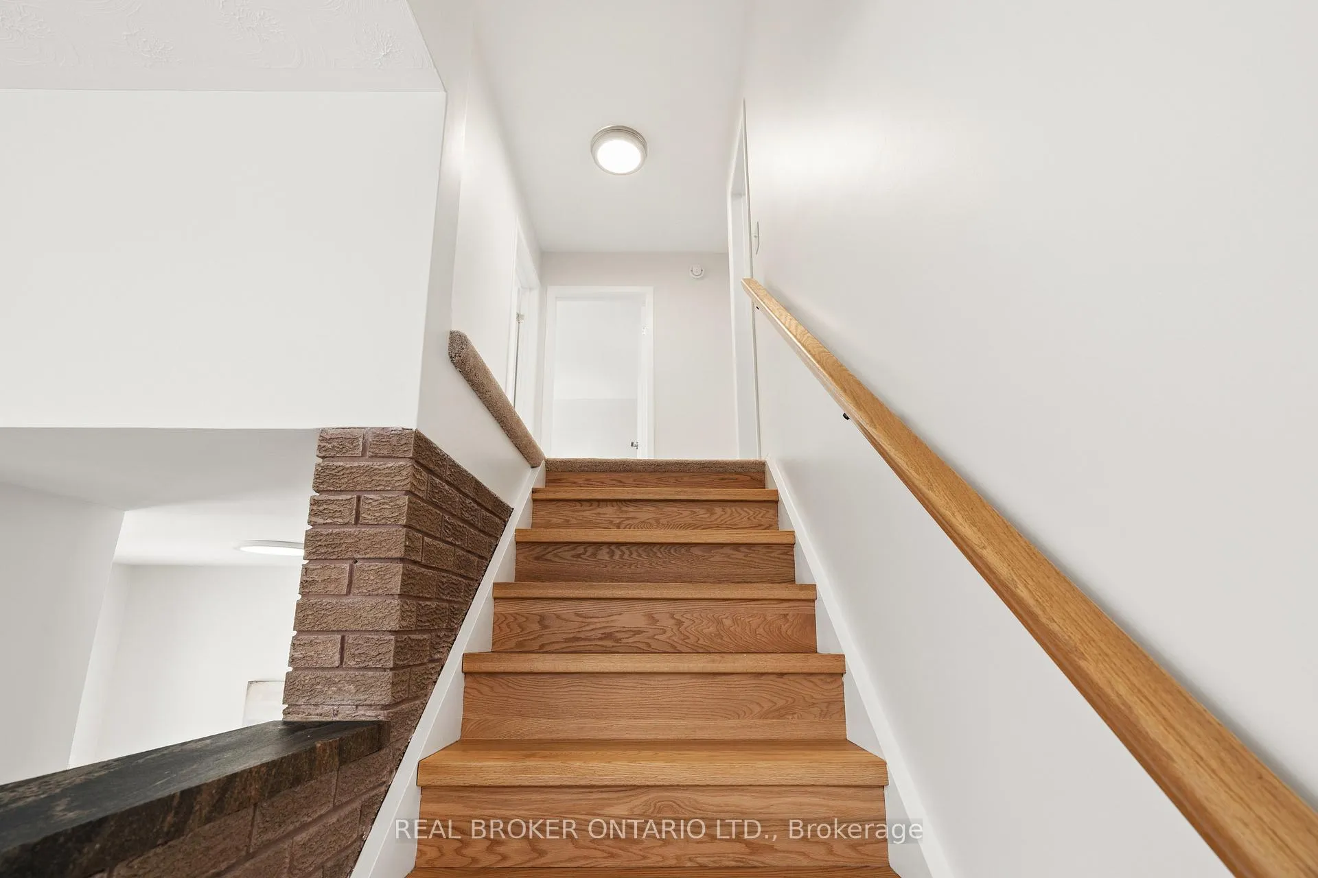 Photo 24 of 18 Memorial Street, Guelph/Eramosa, Eden Mills — HOMEH