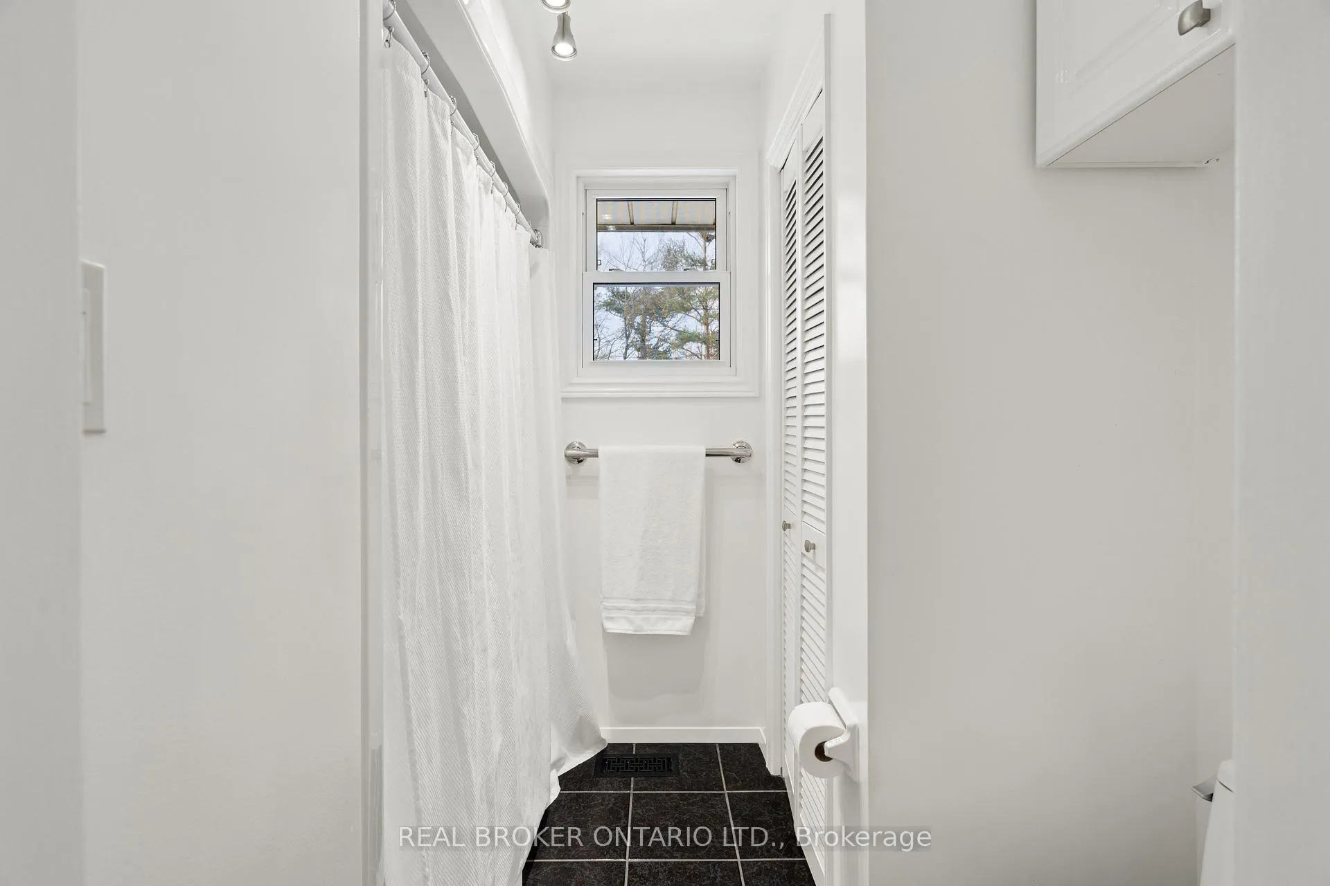 Photo 34 of 18 Memorial Street, Guelph/Eramosa, Eden Mills — HOMEH