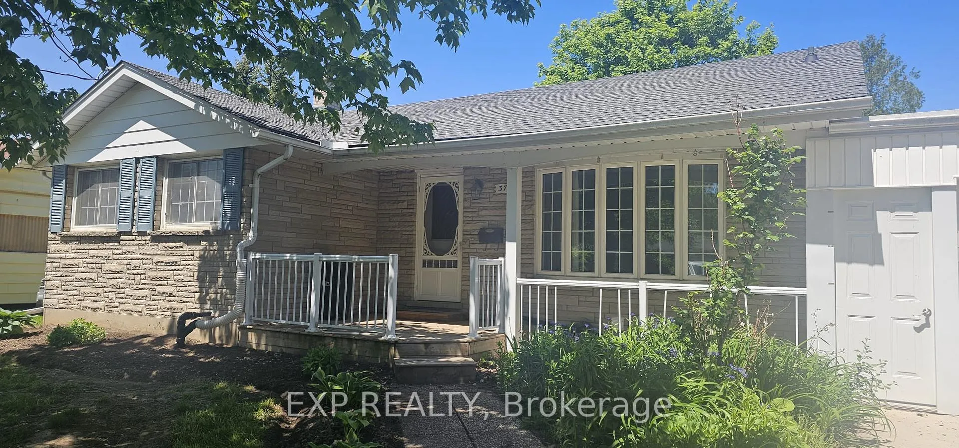 Photo 1 of 370 Greenbrook Drive, Kitchener — HOMEH