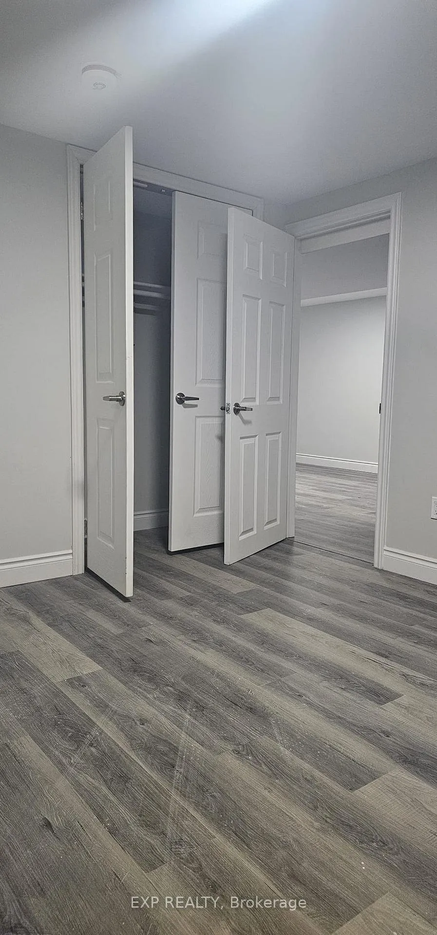 Photo 10 of 370 Greenbrook Drive, Kitchener — HOMEH