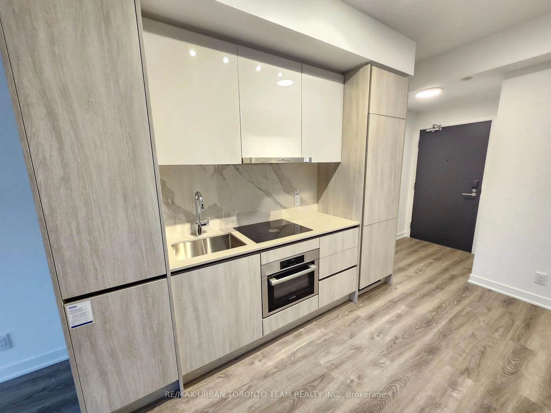 Photo 5 of Unit 1801, 180 Front Street E, Toronto, Moss Park — HOMEH
