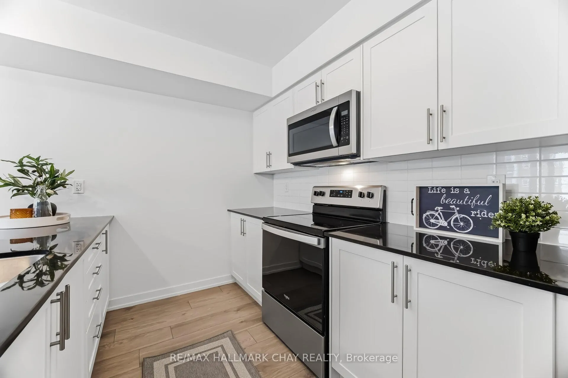 Photo 13 of Unit 84, 213 West Oak Trail, Kitchener — HOMEH