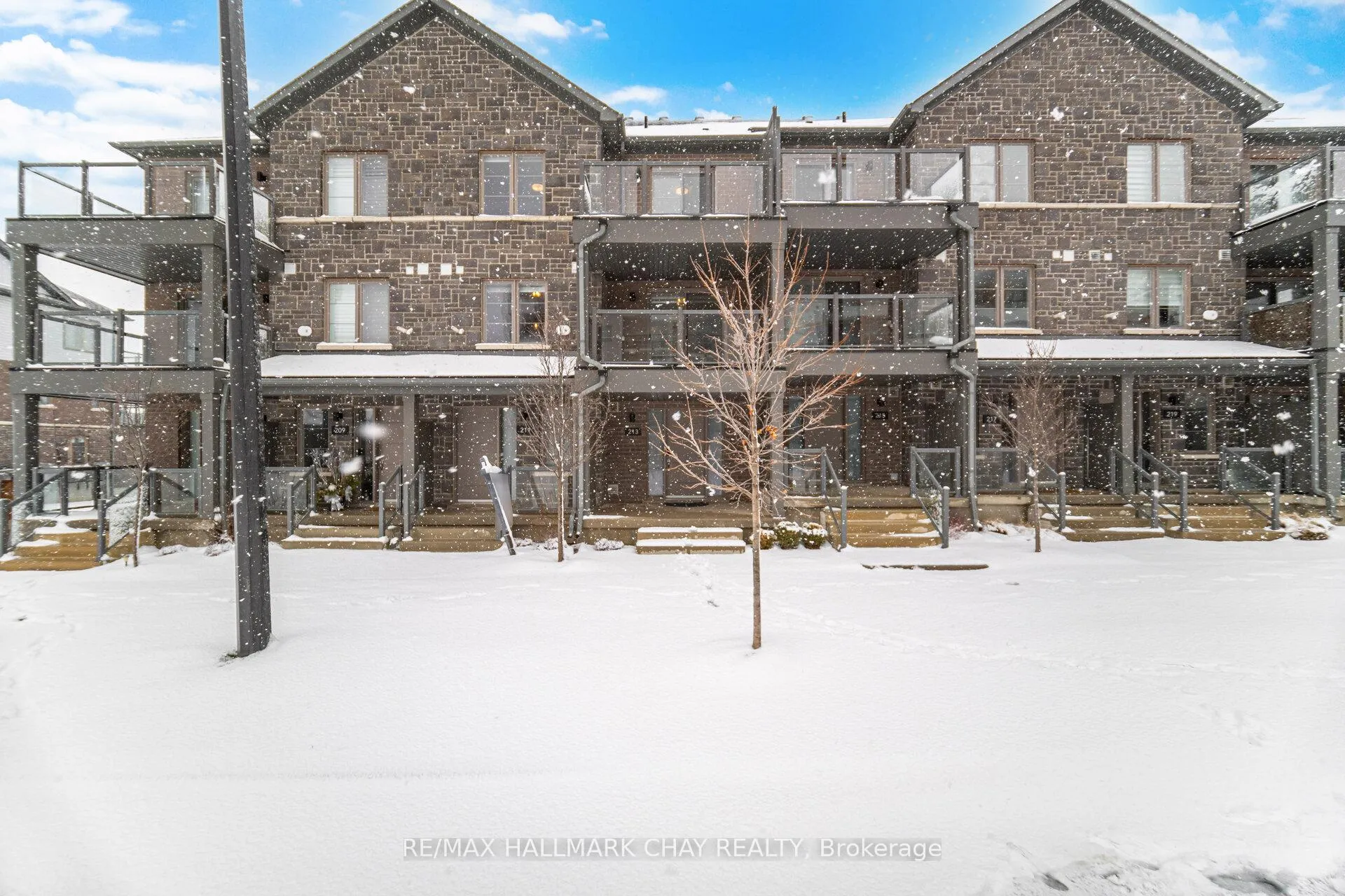 Photo 50 of Unit 84, 213 West Oak Trail, Kitchener — HOMEH
