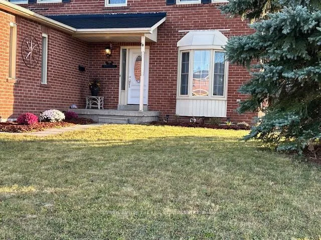 Photo 2 of 1 Mcdougall Drive, Barrie, West Bayfield — HOMEH