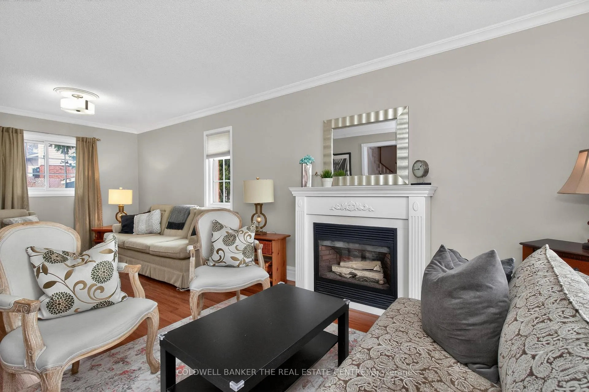 Photo 10 of 1 Mcdougall Drive, Barrie, West Bayfield — HOMEH