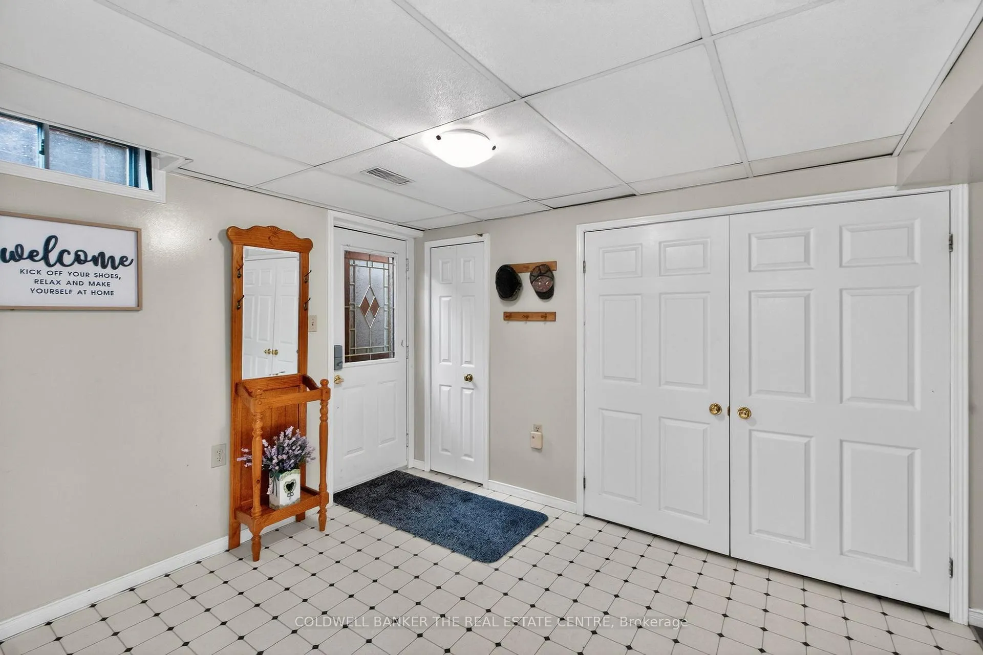 Photo 22 of 1 Mcdougall Drive, Barrie, West Bayfield — HOMEH