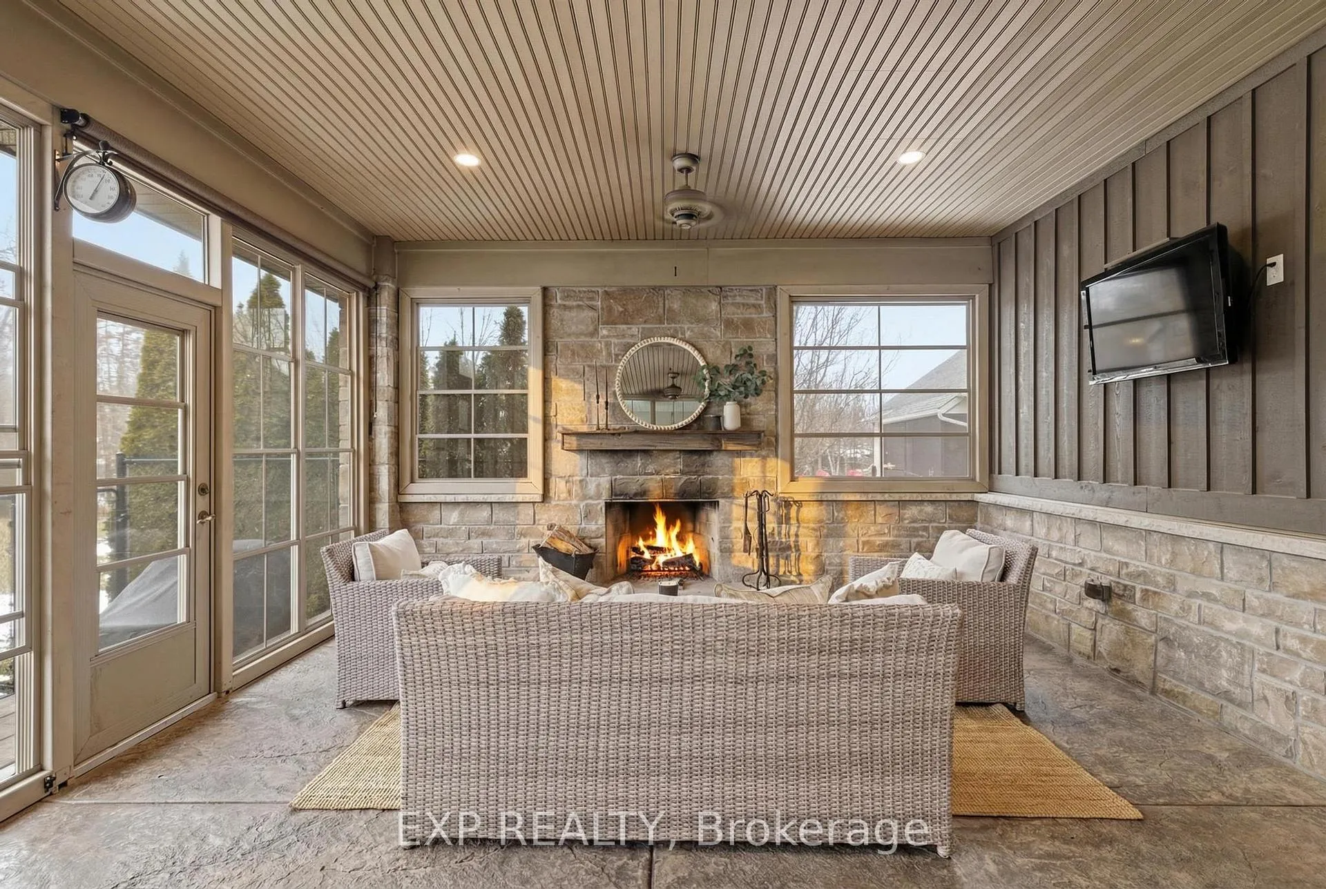 Photo 34 of 46 Woodside Drive, Brant, Brantford Twp — HOMEH
