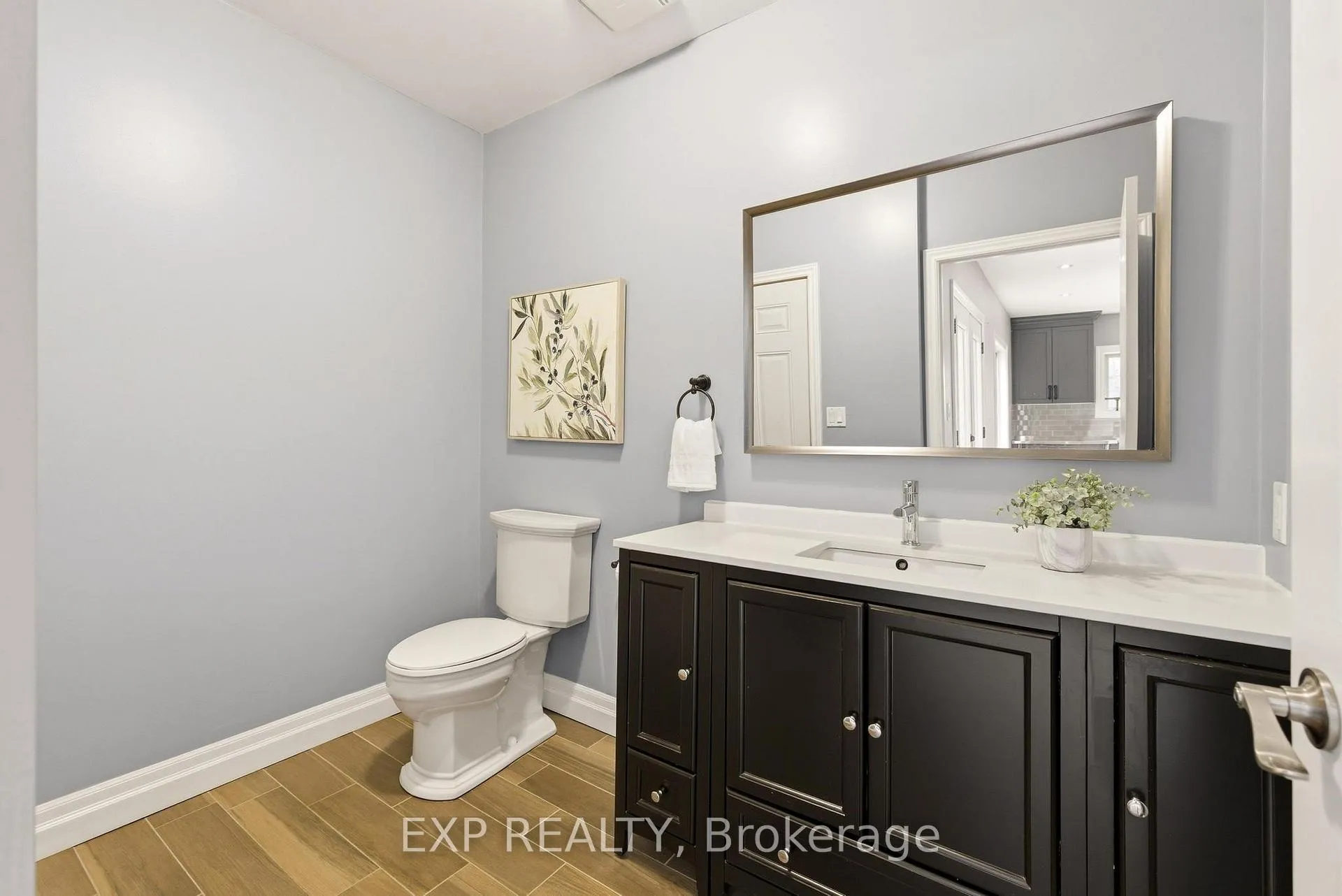 Photo 42 of 46 Woodside Drive, Brant, Brantford Twp — HOMEH