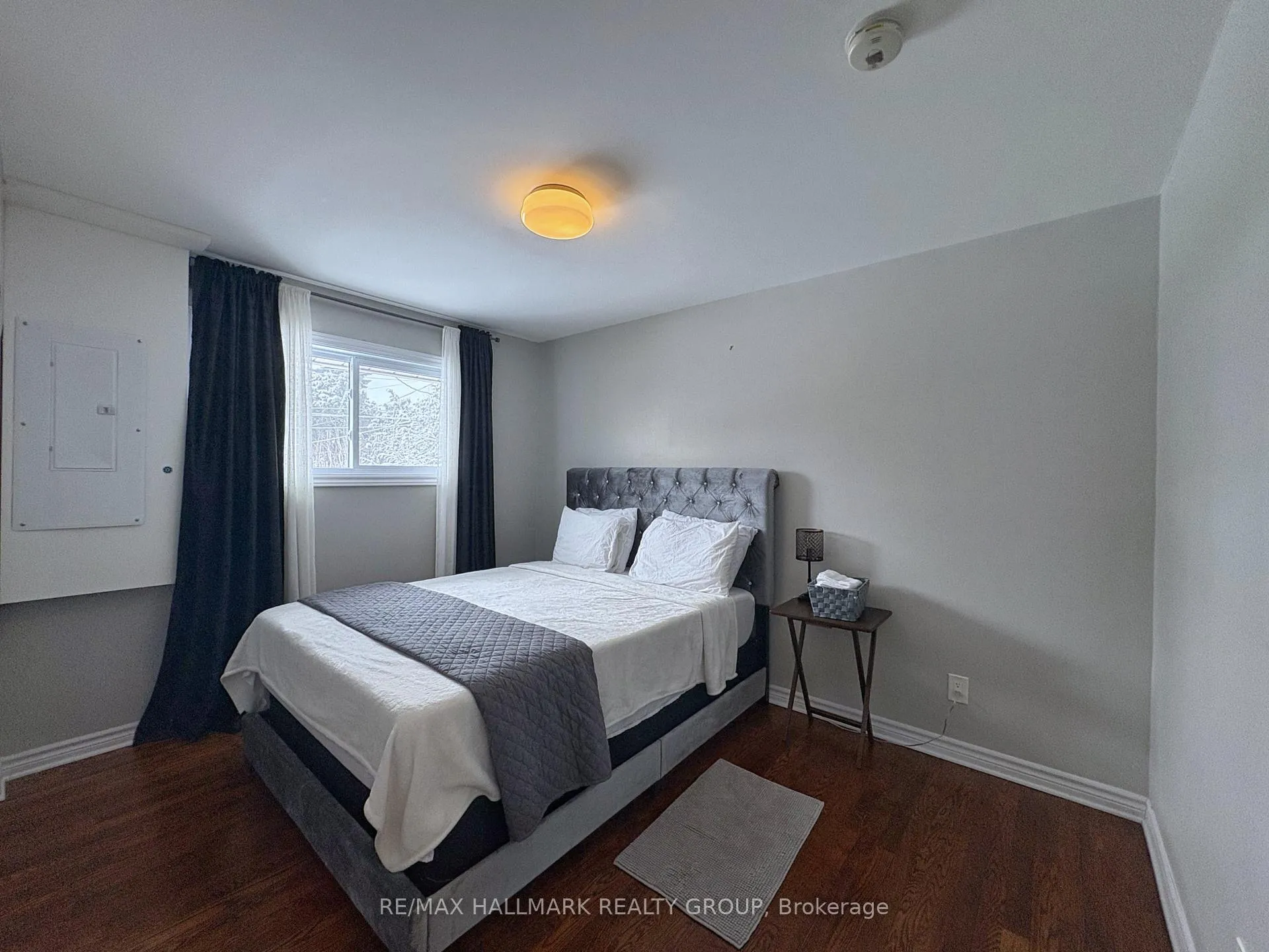Photo 14 of 18 Forest Park Avenue, Ottawa, City View/Skyline/Fisher Heights/Parkwood Hills — HOMEH