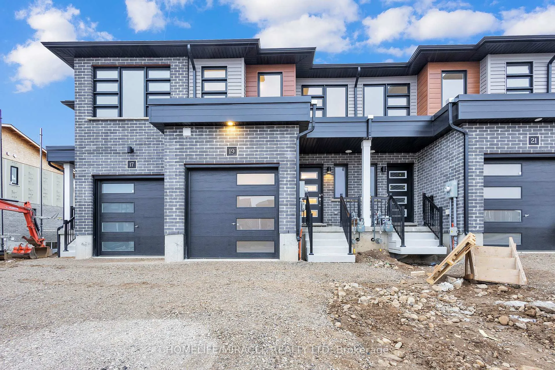 Front of 19 Wilkinson Avenue