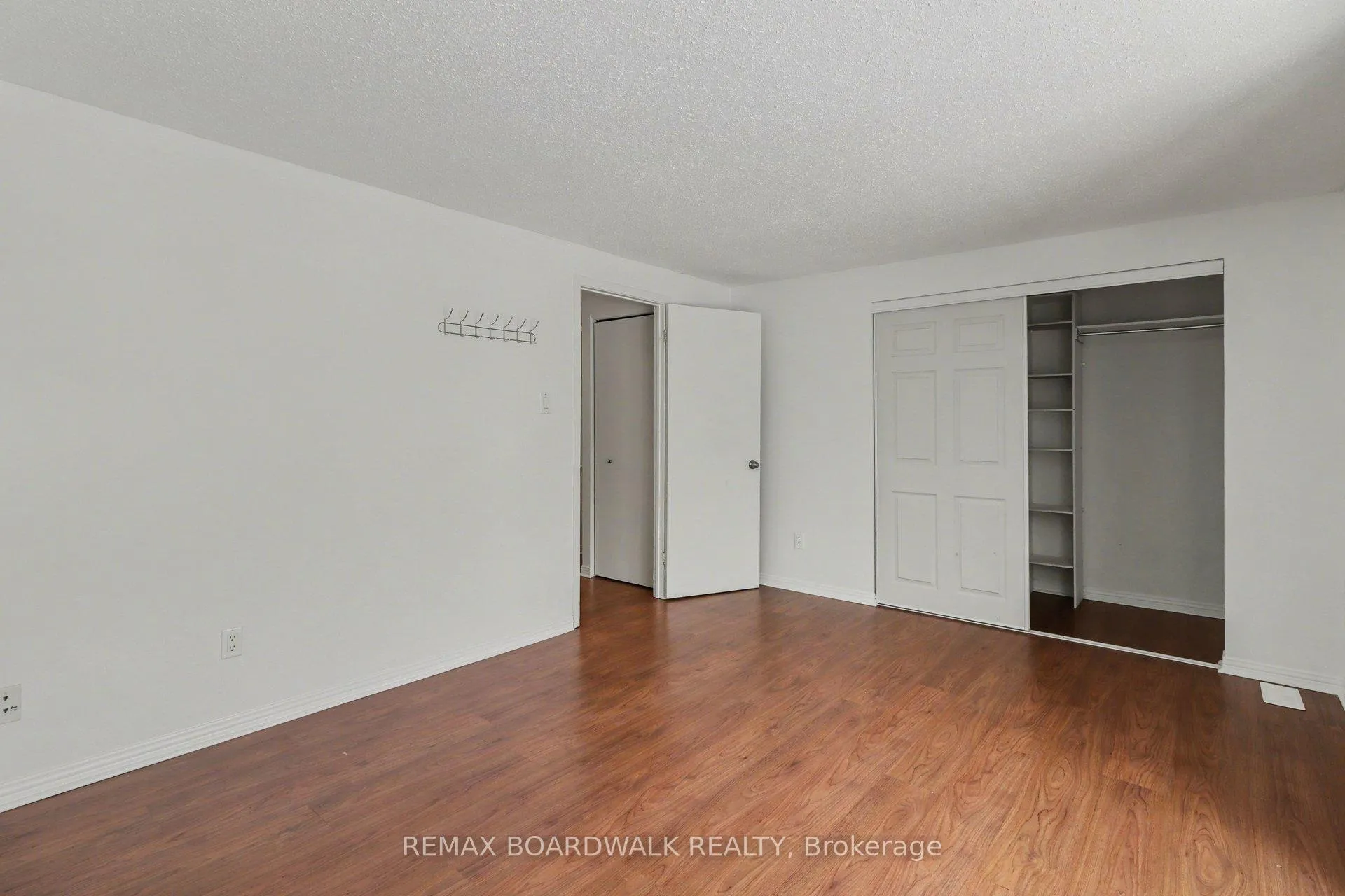 Photo 29 of 2508 Autumn Hill Crescent, Ottawa, Blackburn Hamlet (South) — HOMEH
