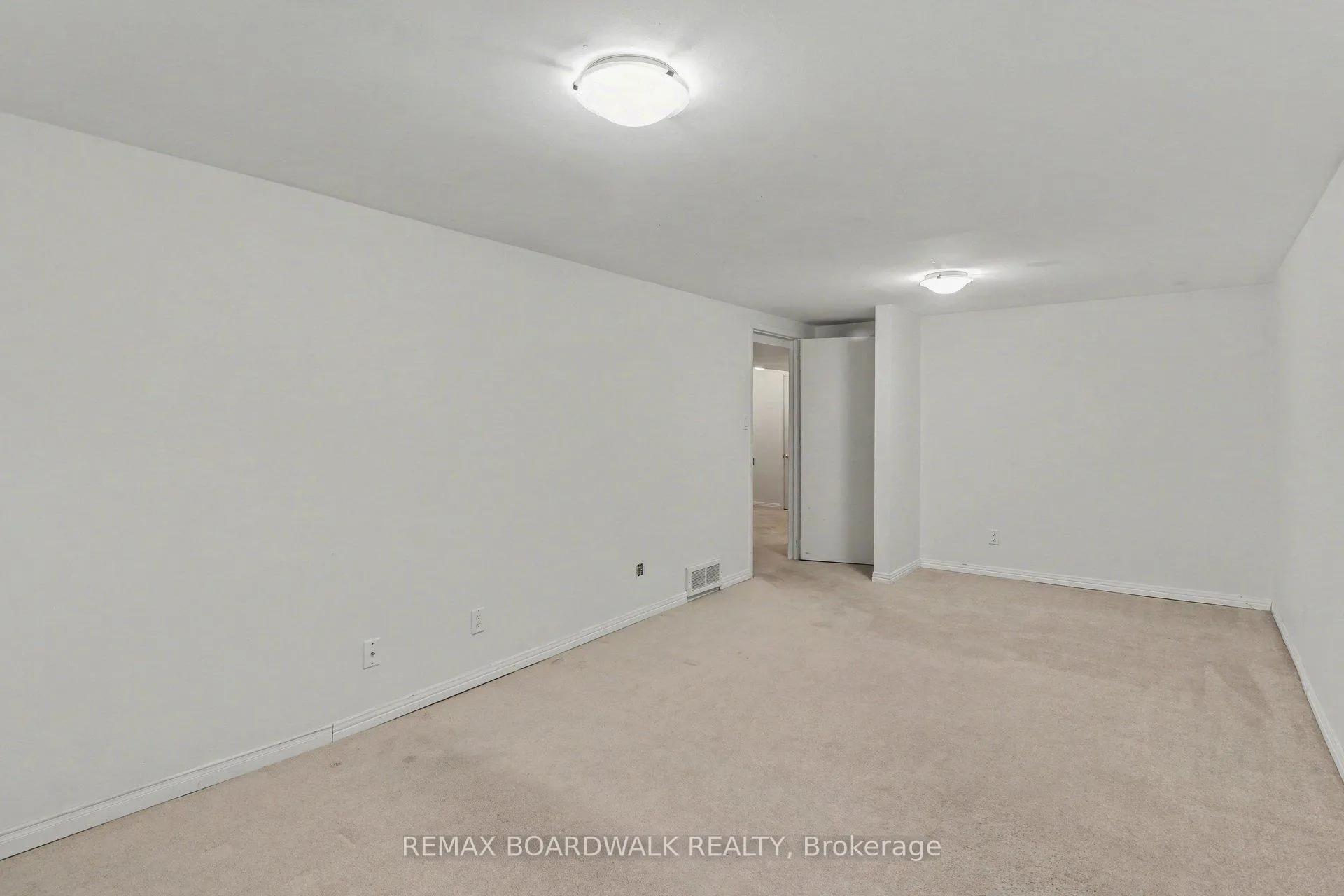 Photo 36 of 2508 Autumn Hill Crescent, Ottawa, Blackburn Hamlet (South) — HOMEH