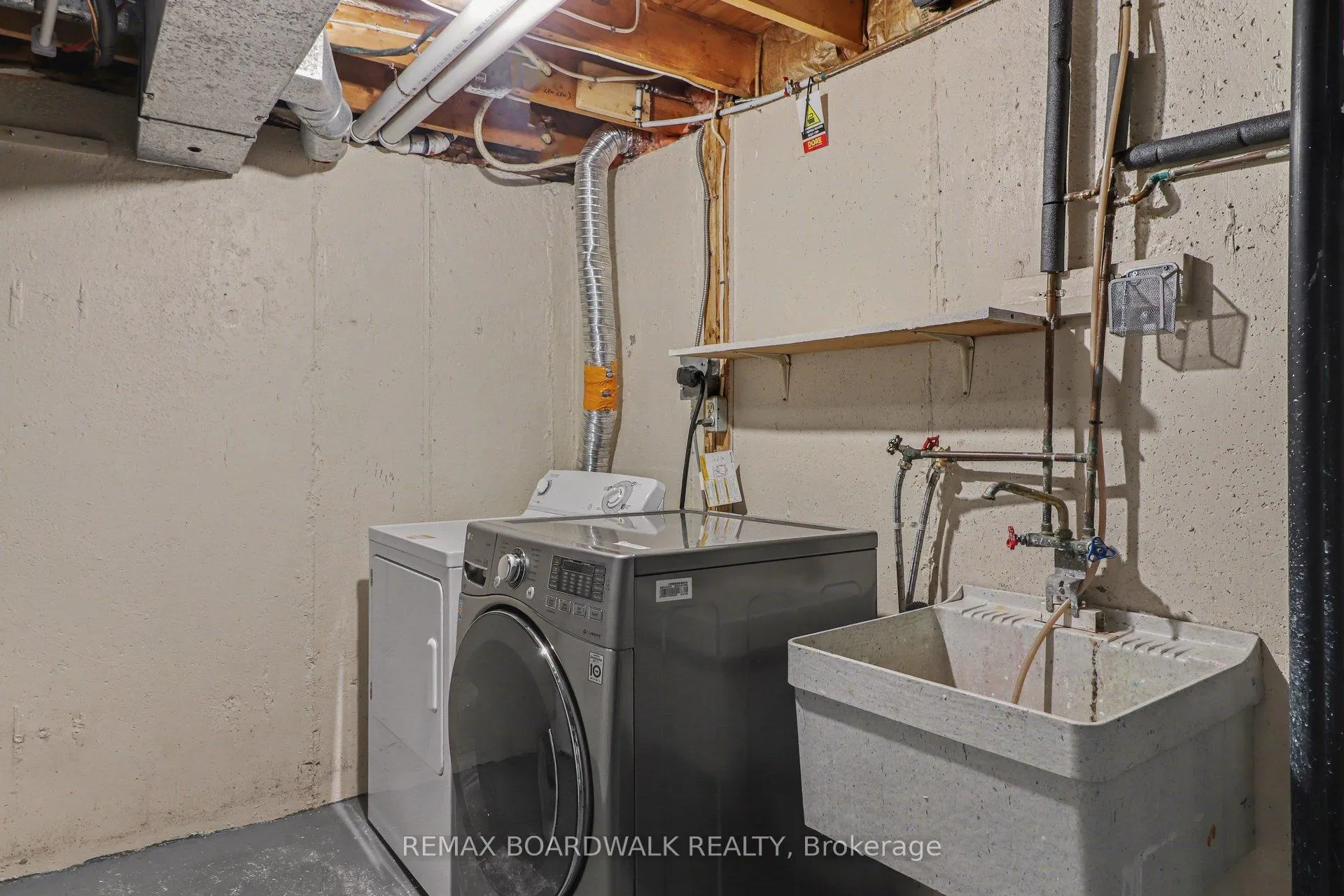 Photo 40 of 2508 Autumn Hill Crescent, Ottawa, Blackburn Hamlet (South) — HOMEH