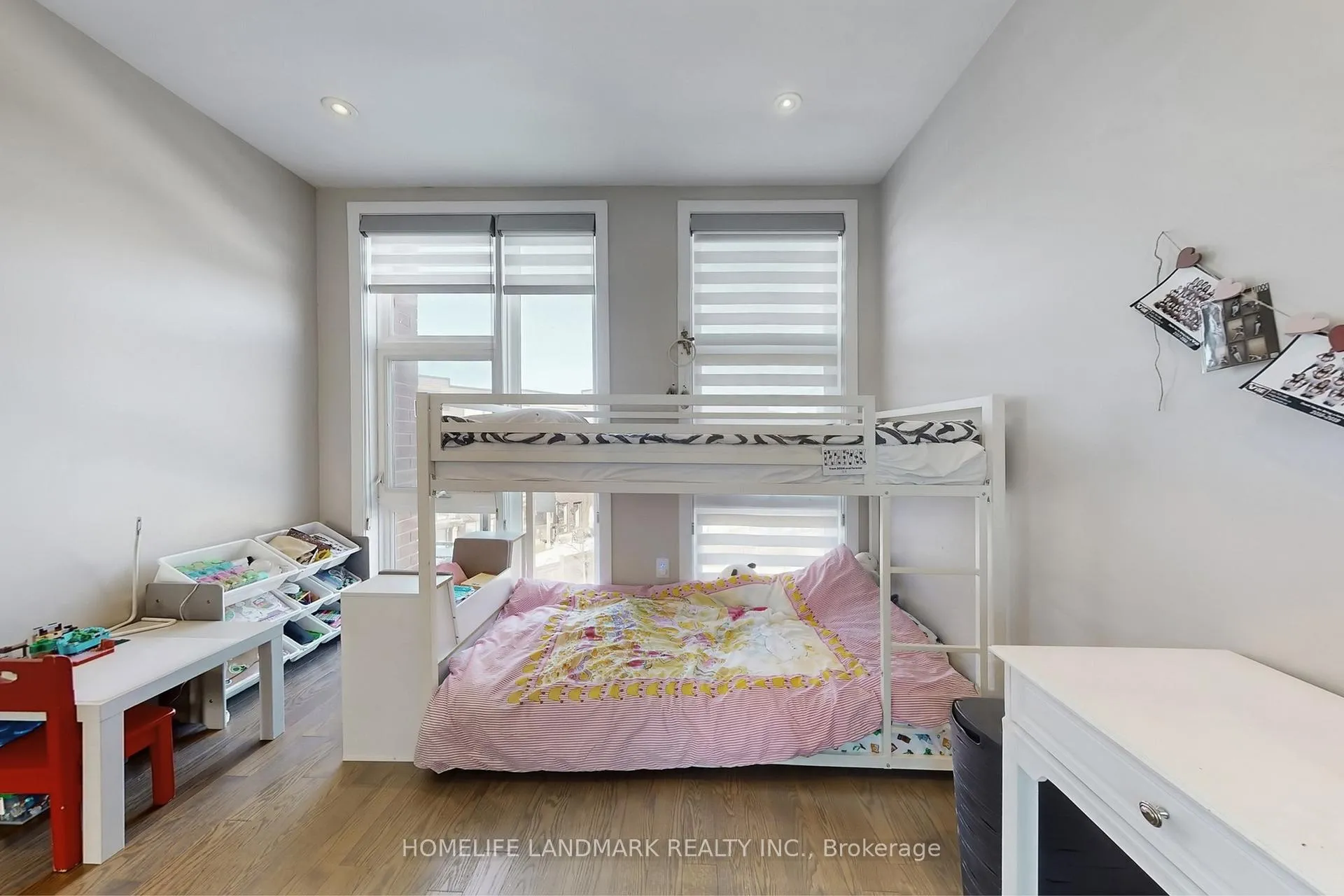 Photo 20 of 22 Crestridge Drive, Vaughan, Patterson — HOMEH