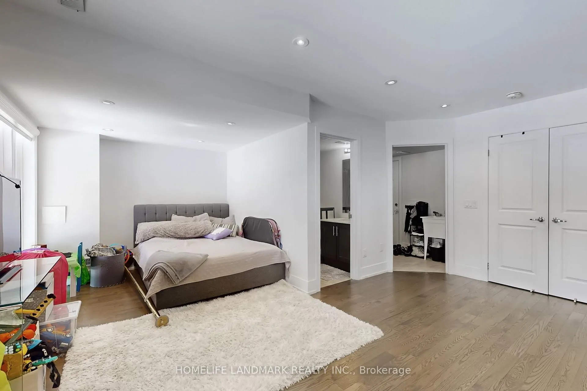 Photo 26 of 22 Crestridge Drive, Vaughan, Patterson — HOMEH
