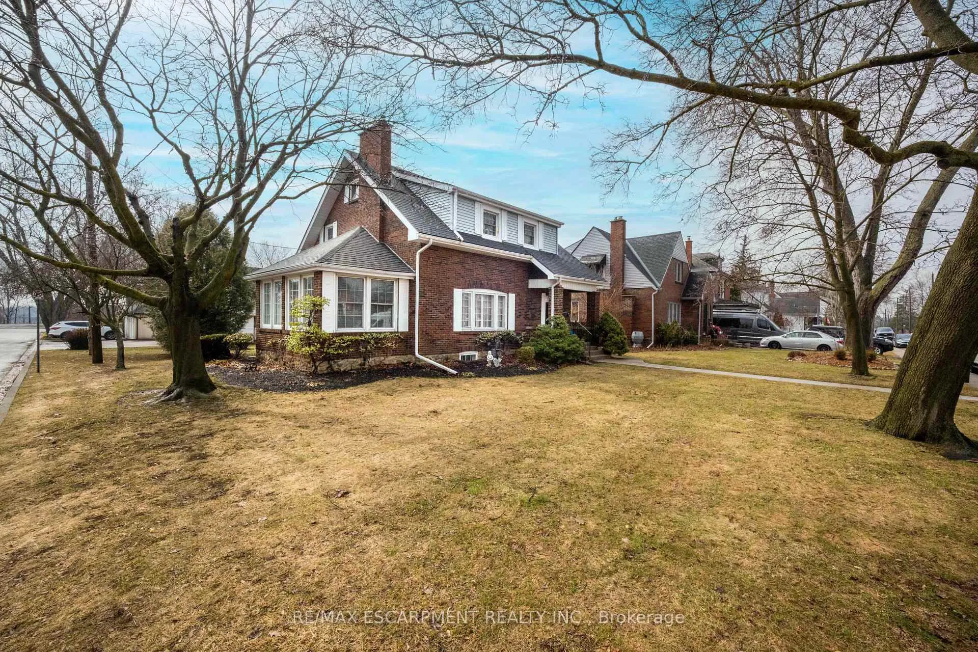 Photo 1 of 46 Jane Street, Brant, Paris — HOMEH