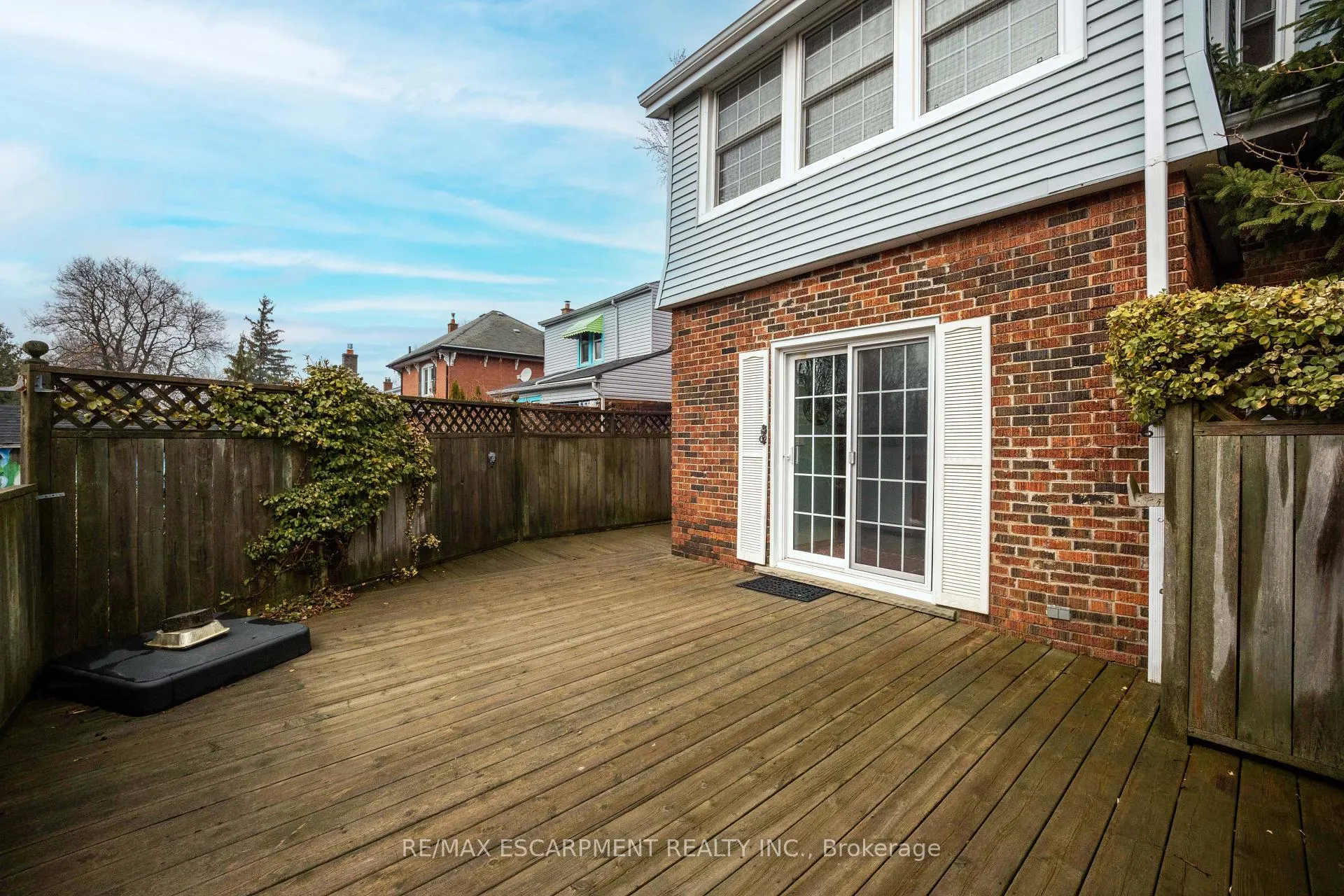 Photo 20 of 46 Jane Street, Brant, Paris — HOMEH