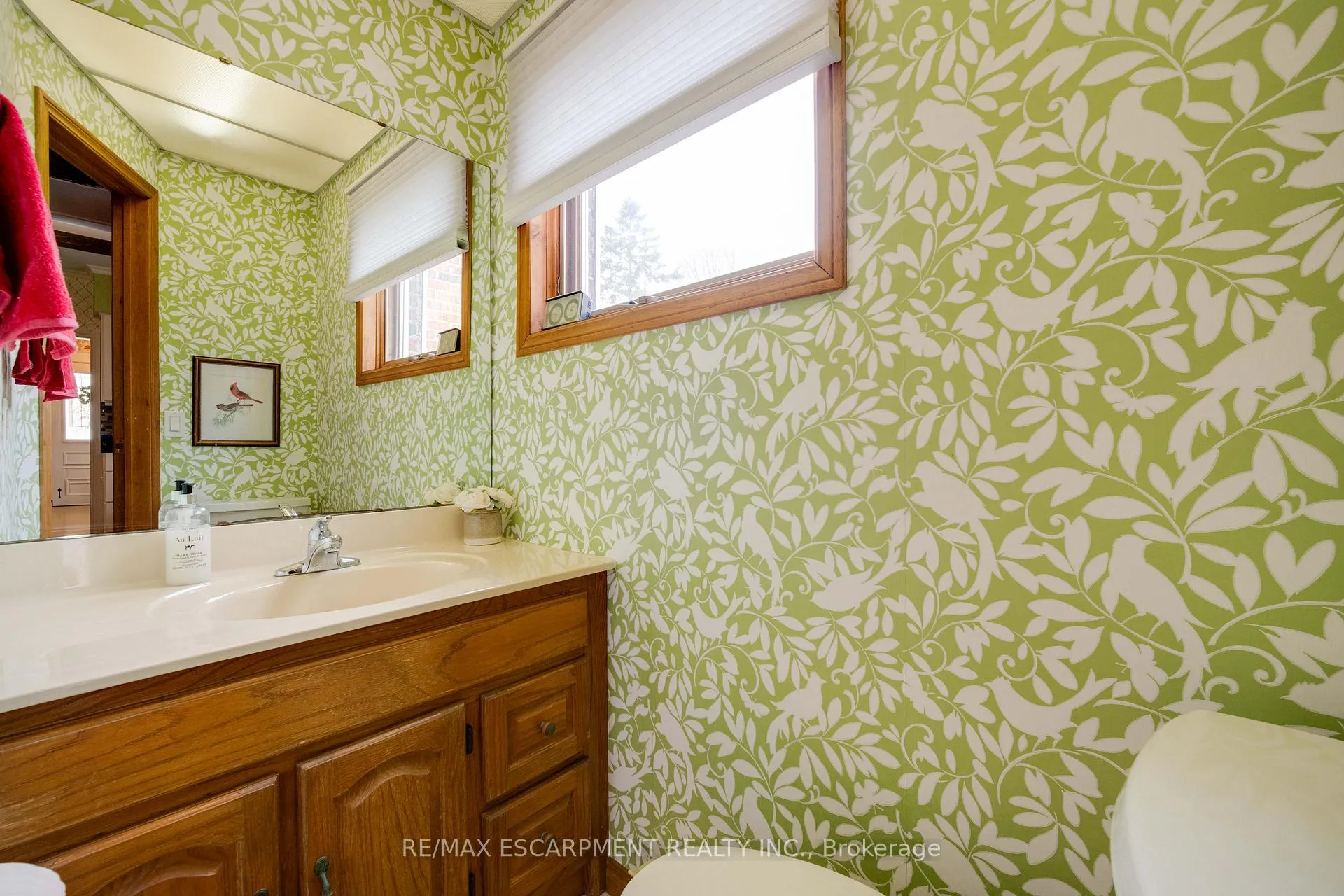 Photo 25 of 46 Jane Street, Brant, Paris — HOMEH