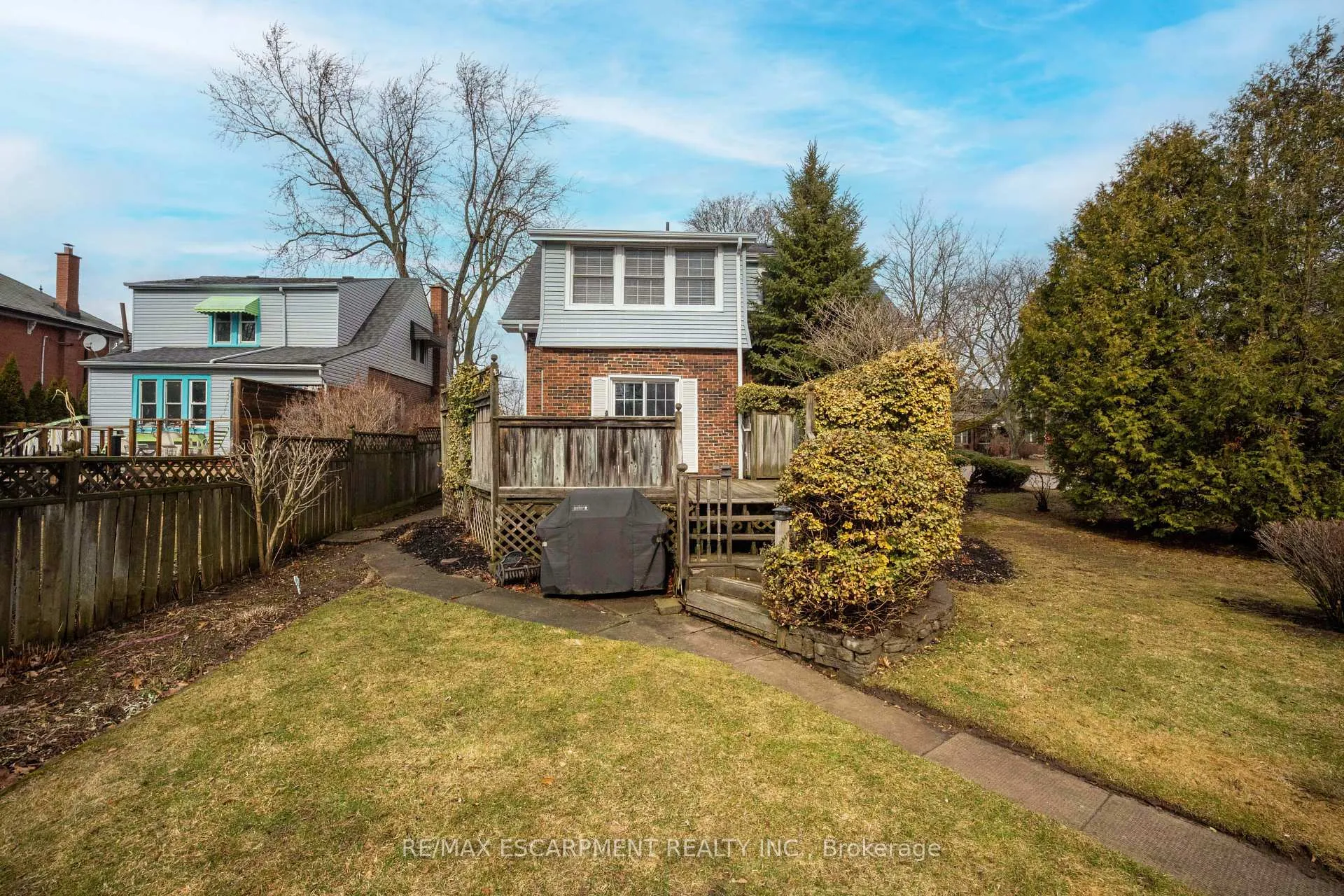 Photo 28 of 46 Jane Street, Brant, Paris — HOMEH