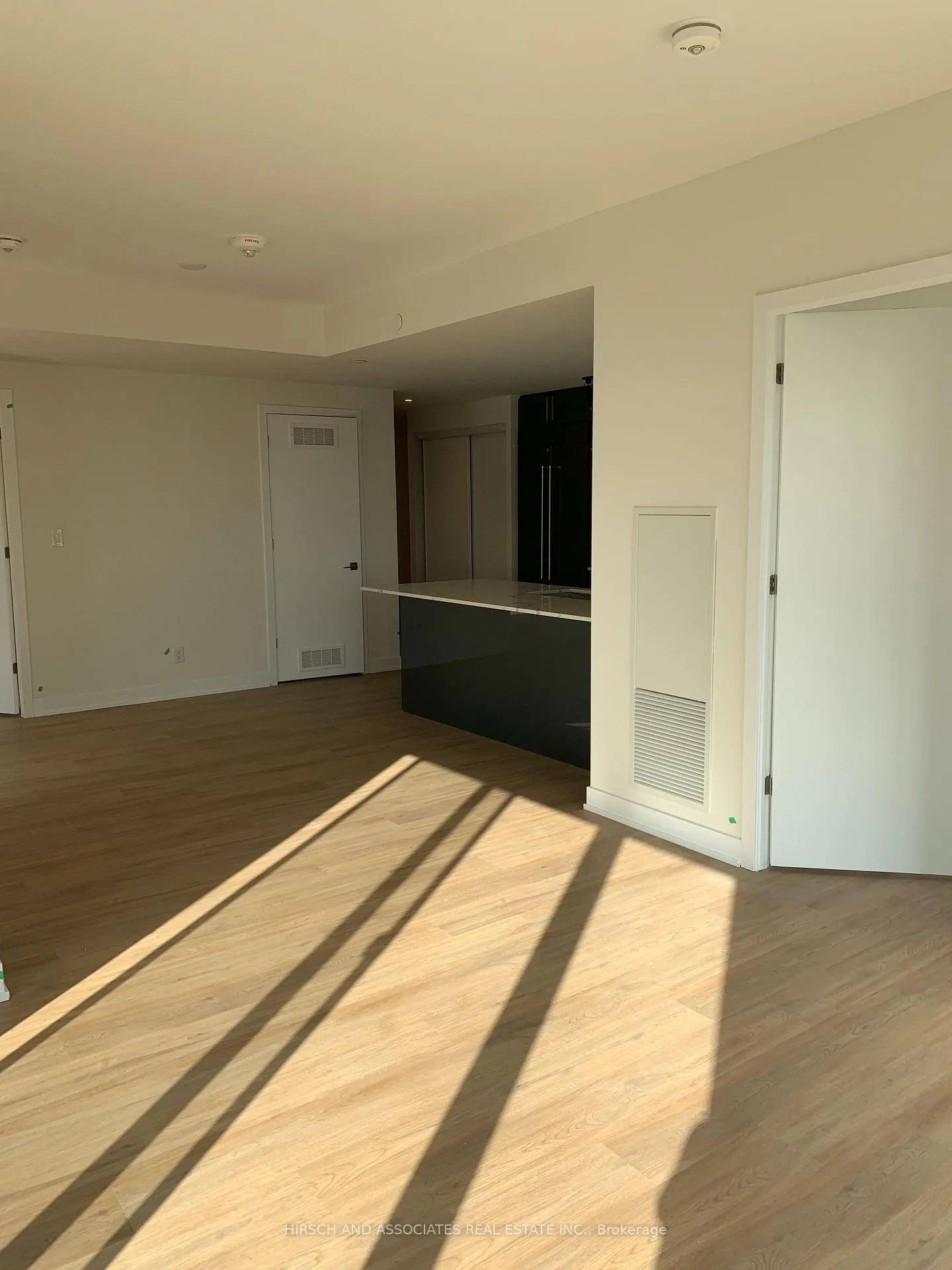 Photo 9 of Unit 512, 430 Roncesvalles Avenue, Toronto, Roncesvalles — HOMEH