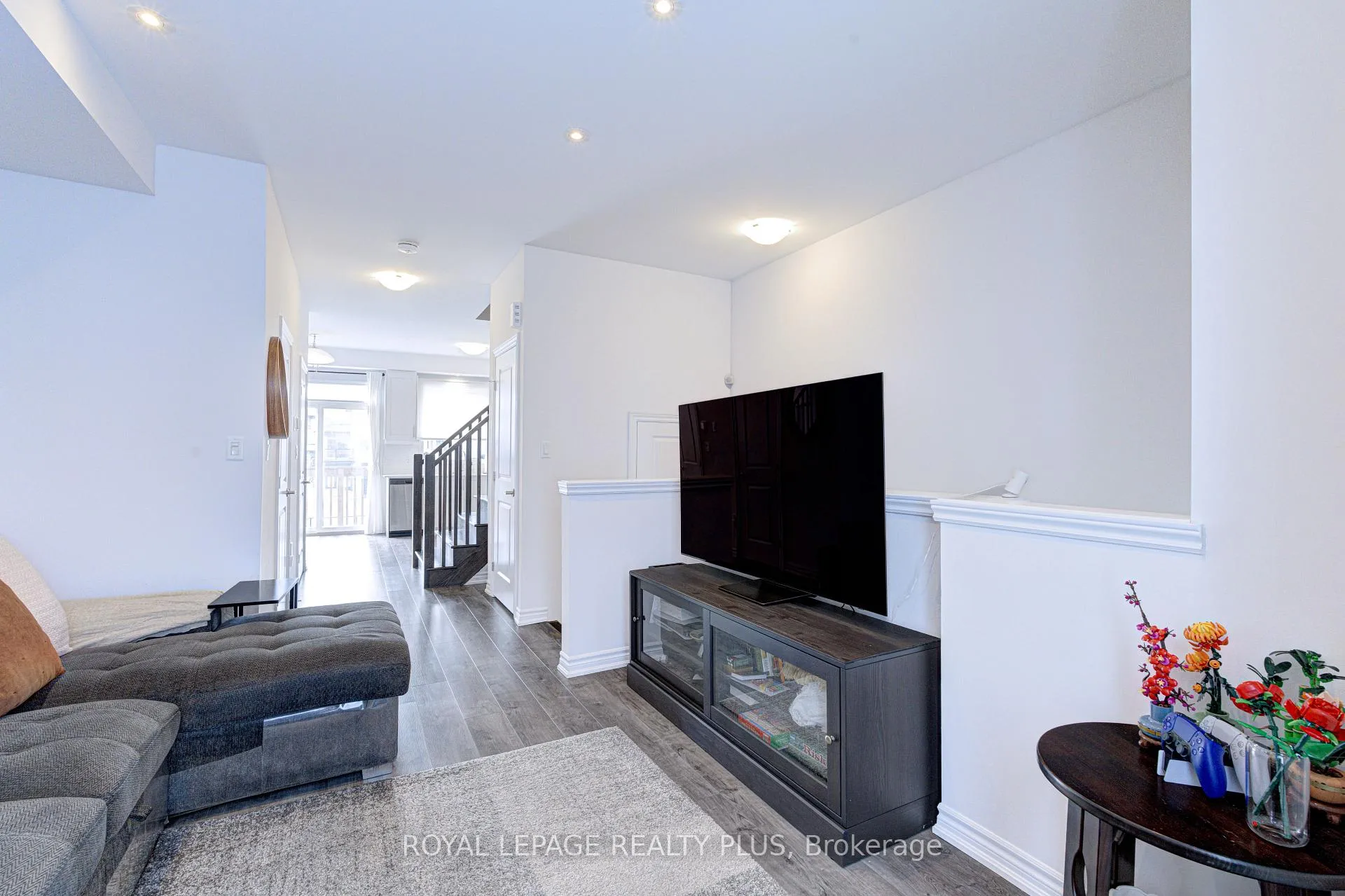 Photo 7 of Unit 98, 61 Soho Street, Hamilton, Stoney Creek Mountain — HOMEH