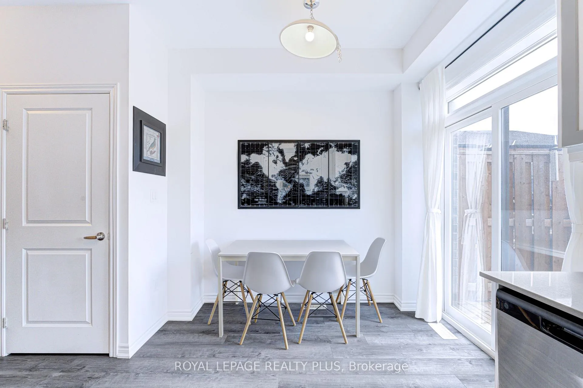 Photo 10 of Unit 98, 61 Soho Street, Hamilton, Stoney Creek Mountain — HOMEH