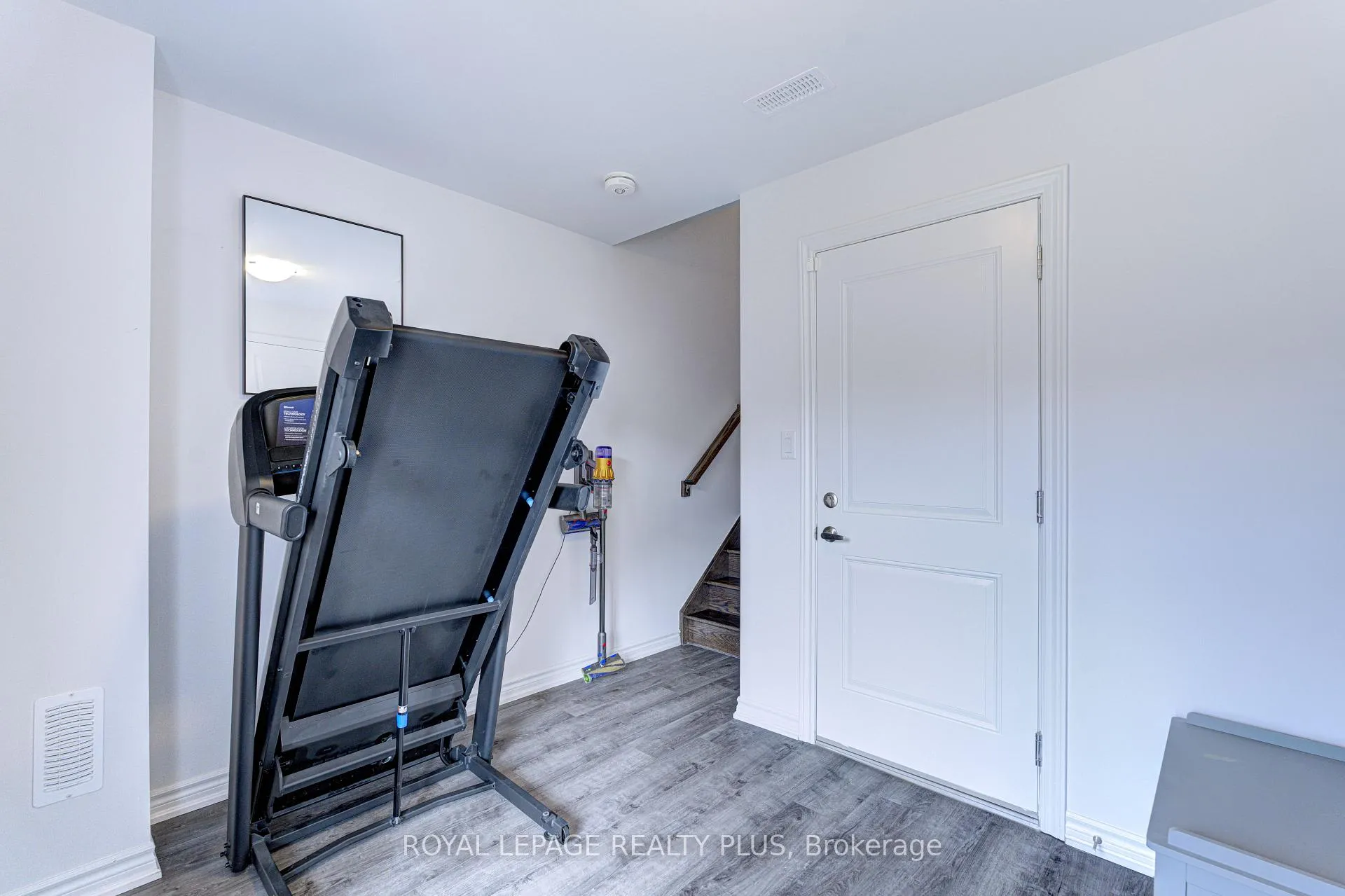 Photo 18 of Unit 98, 61 Soho Street, Hamilton, Stoney Creek Mountain — HOMEH