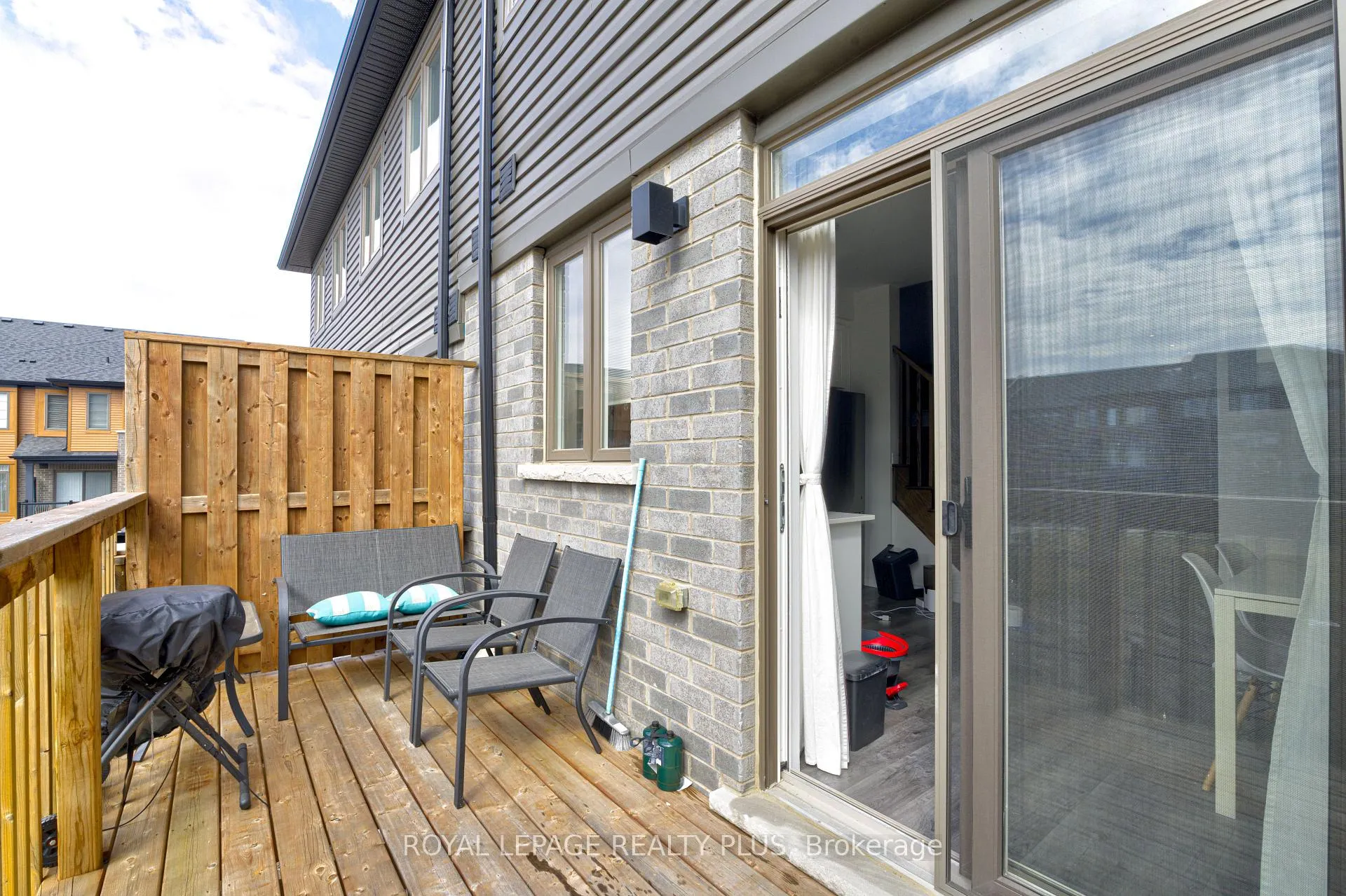 Photo 29 of Unit 98, 61 Soho Street, Hamilton, Stoney Creek Mountain — HOMEH
