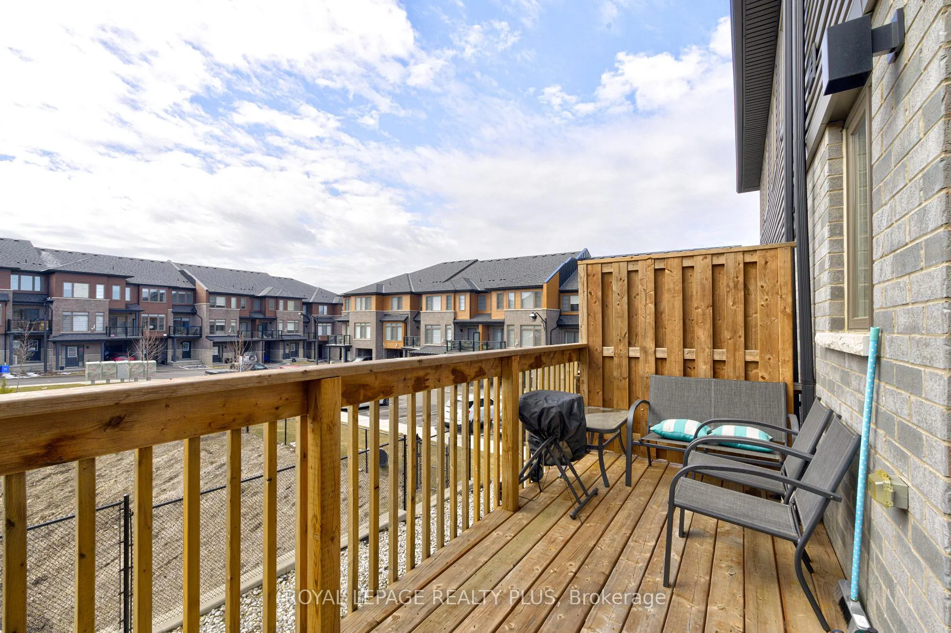 Photo 30 of Unit 98, 61 Soho Street, Hamilton, Stoney Creek Mountain — HOMEH