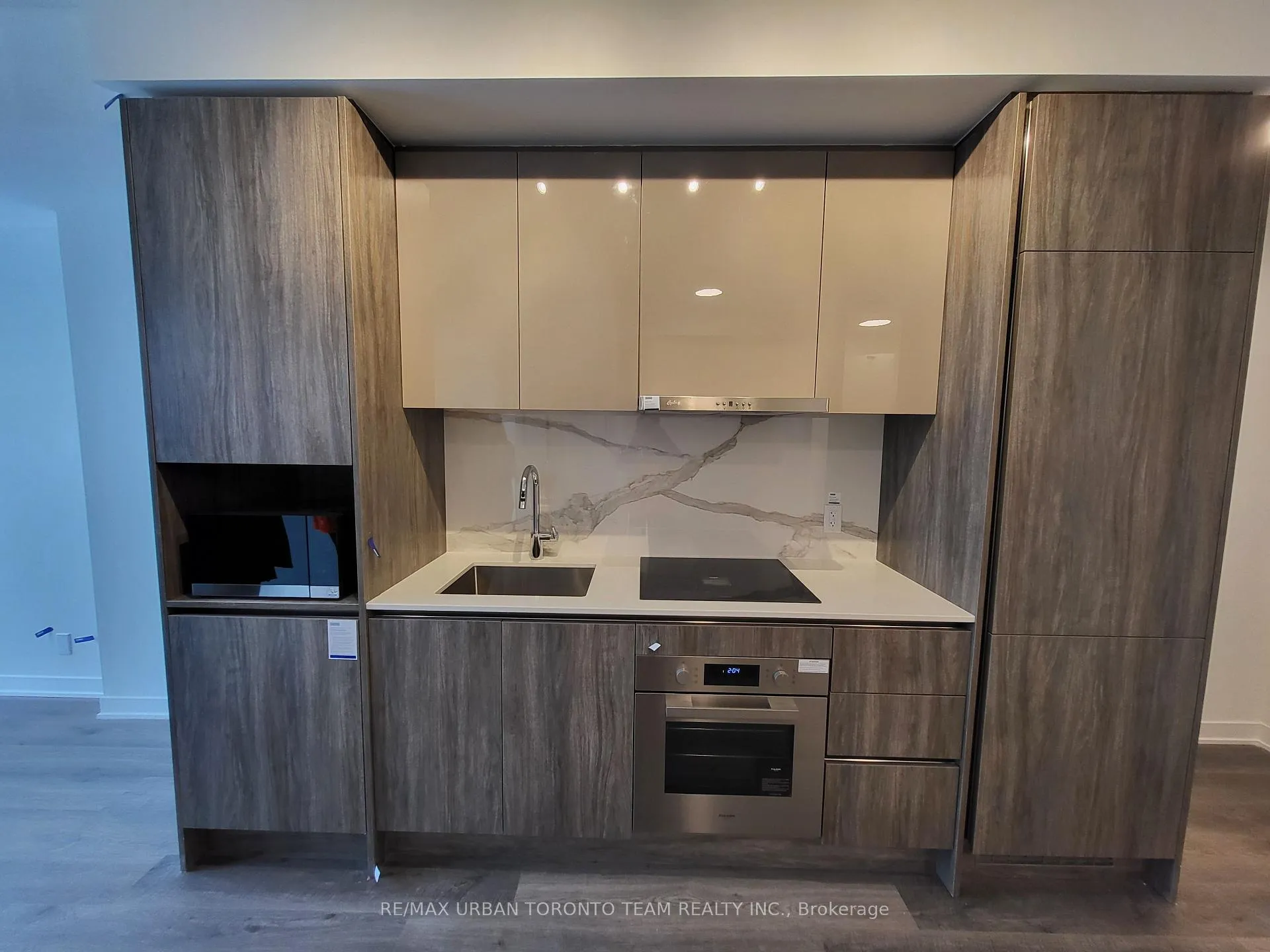 Photo 10 of Unit 3305, 180 Front Street E, Toronto, Moss Park — HOMEH