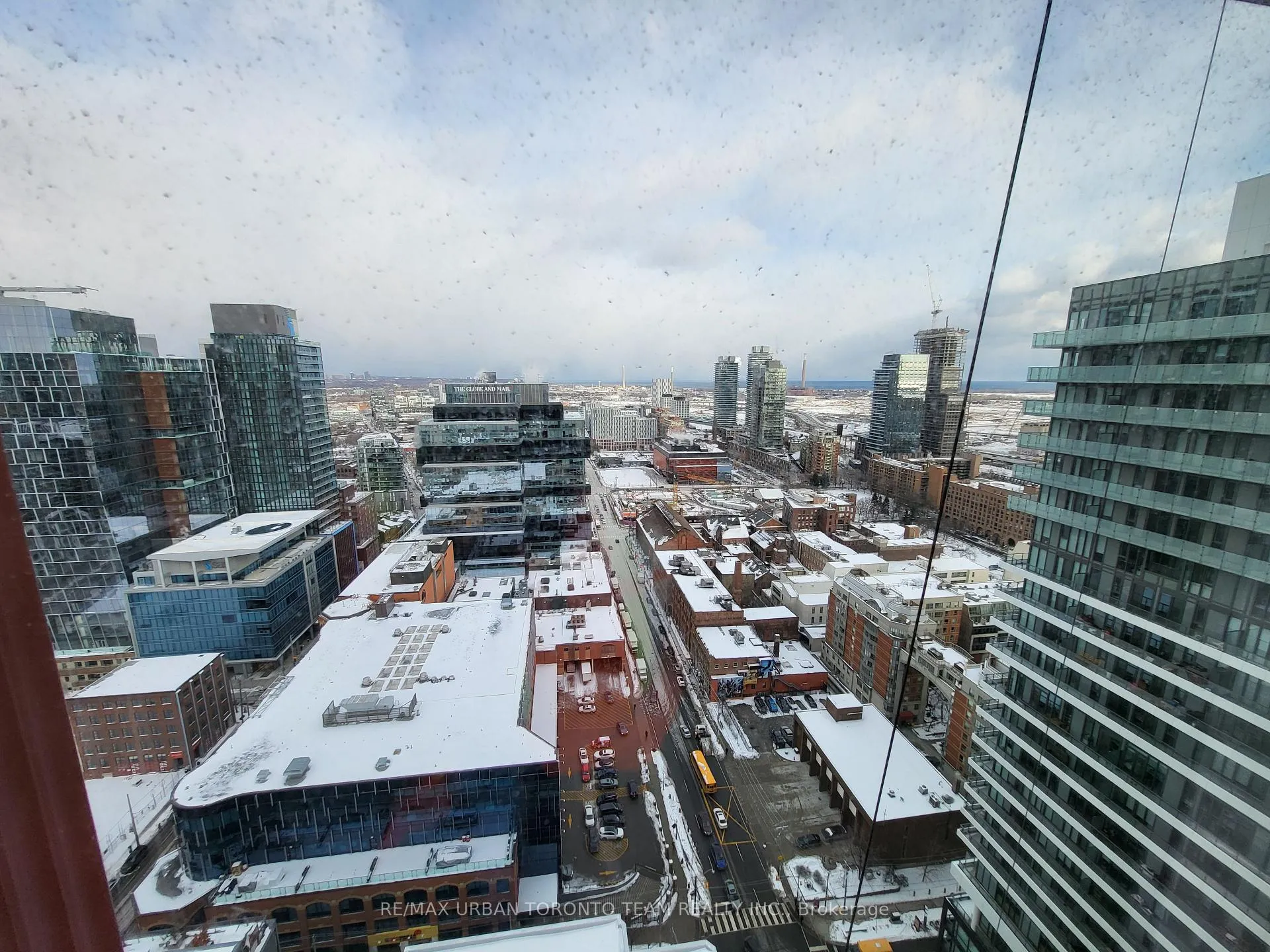 Photo 13 of Unit 3305, 180 Front Street E, Toronto, Moss Park — HOMEH