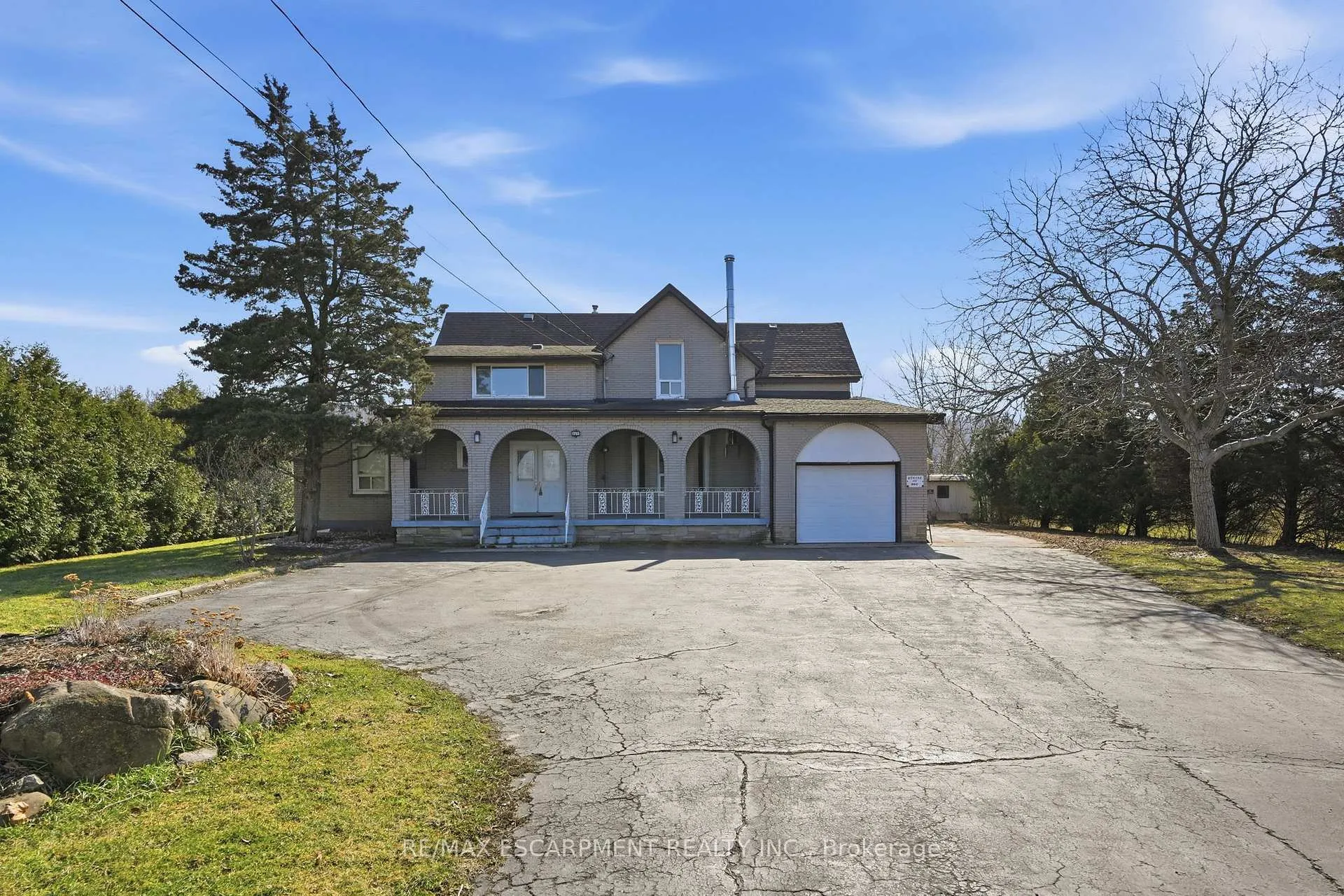 Photo 1 of 864 Highway 8, Hamilton, Fruitland — HOMEH