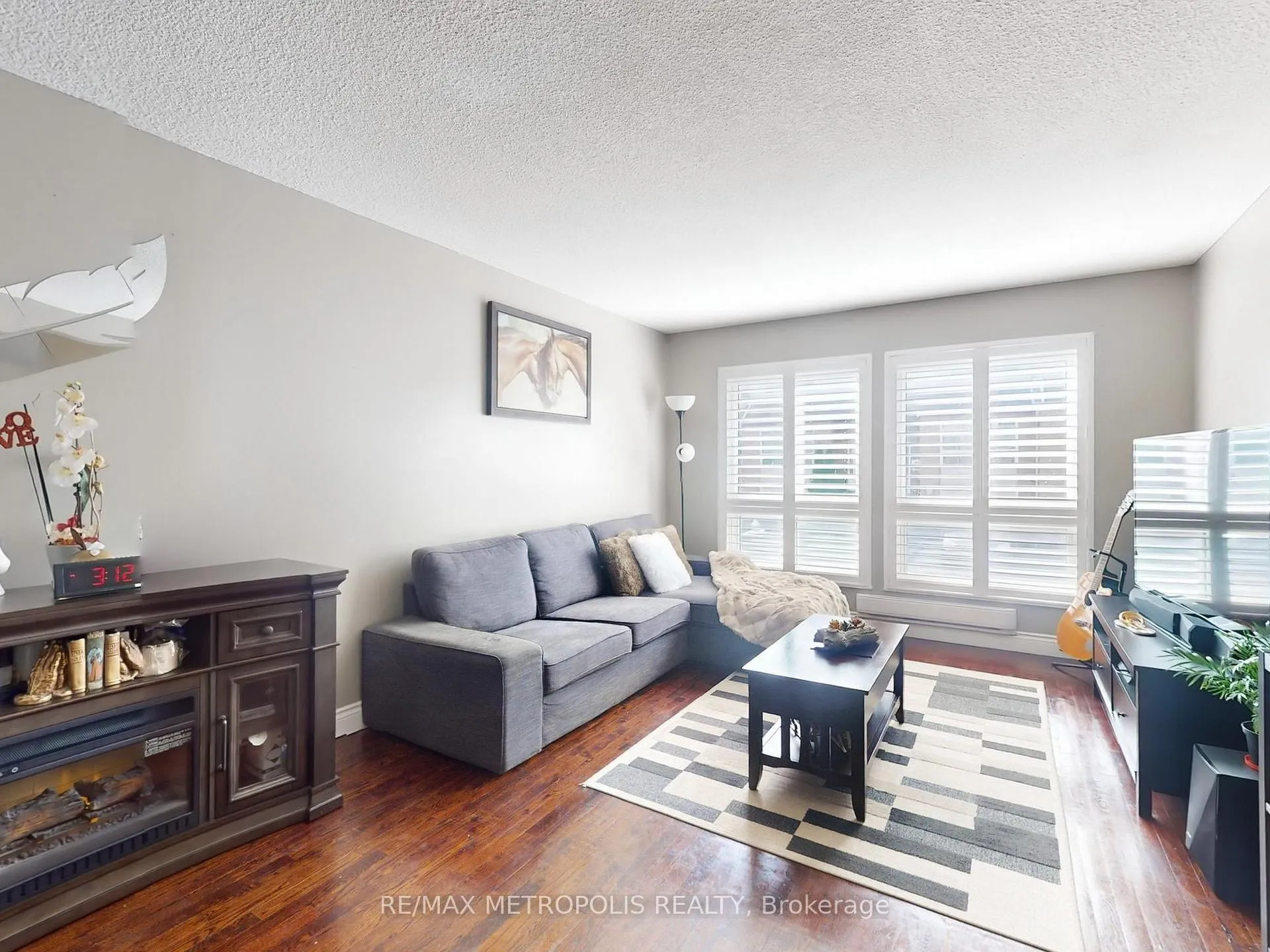 Photo 8 of 44 Willows Lane, Ajax, Central West — HOMEH