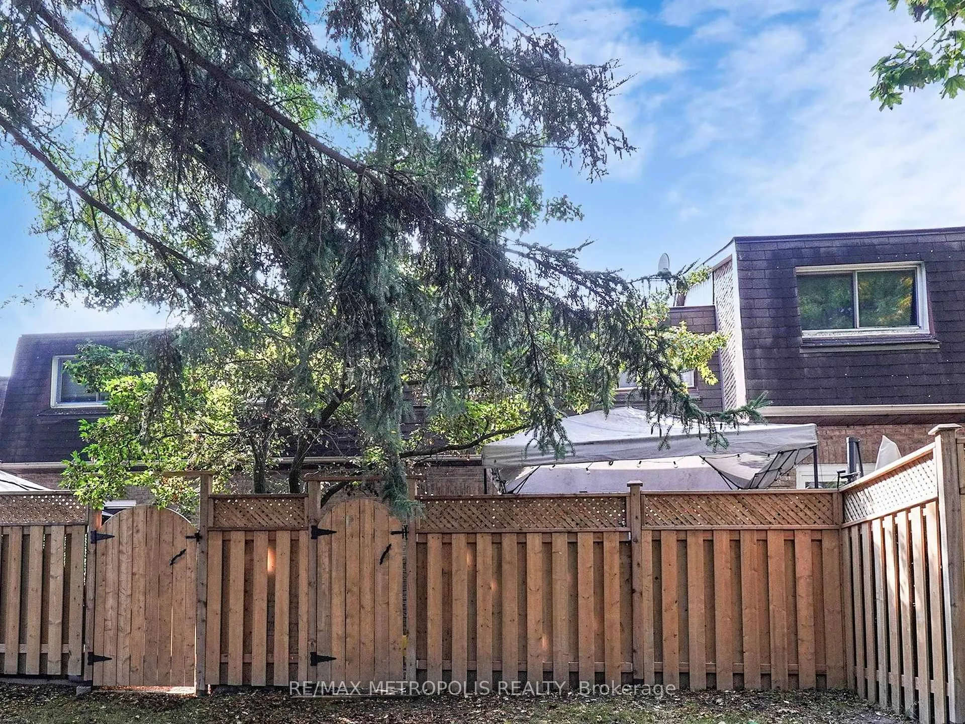 Photo 43 of 44 Willows Lane, Ajax, Central West — HOMEH