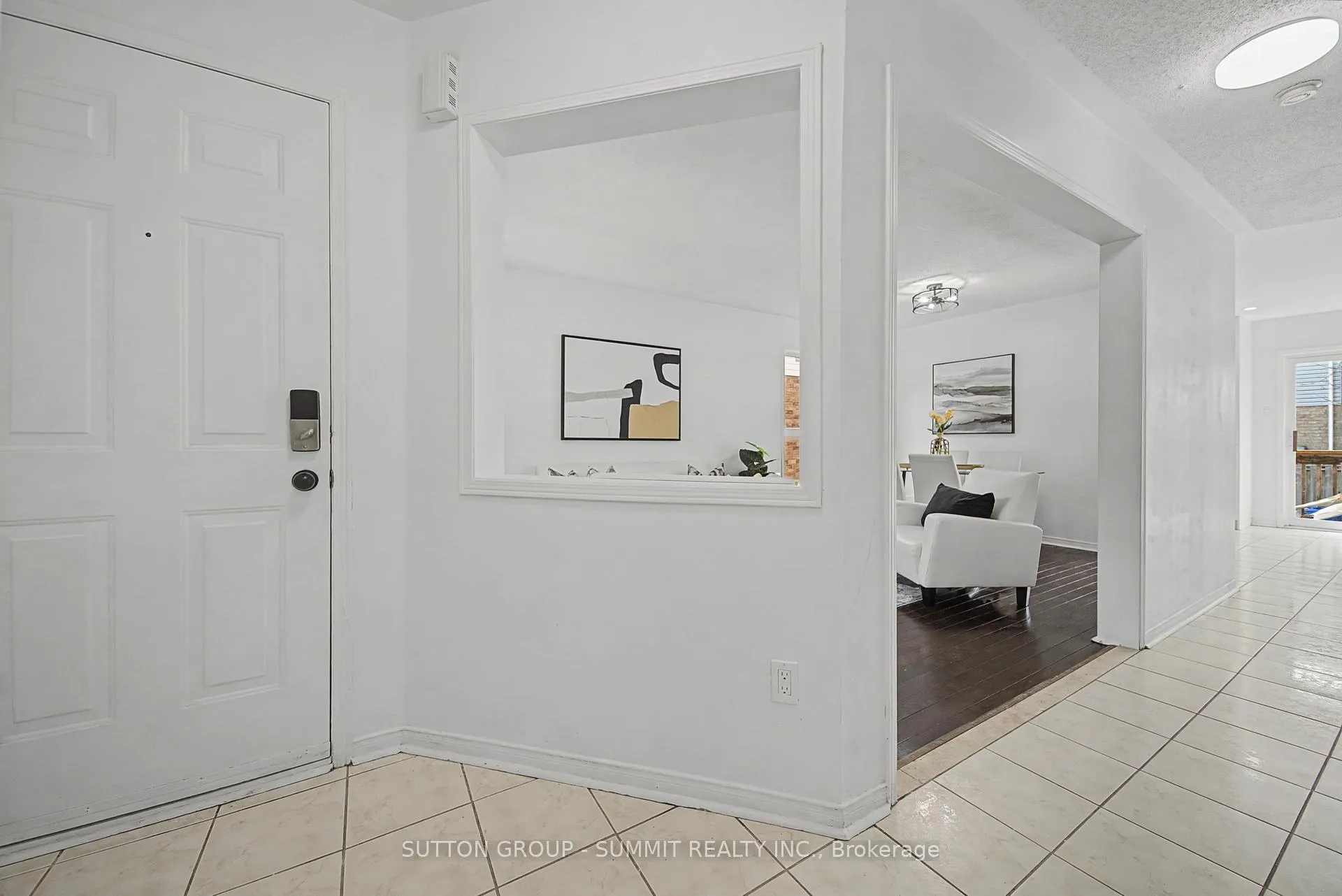 Photo 8 of 121 Willow Park Drive, Brampton, Sandringham-Wellington — HOMEH