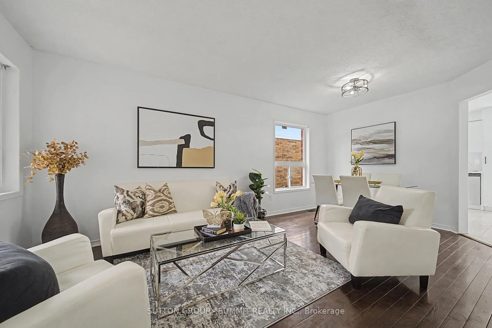 Photo 12 of 121 Willow Park Drive, Brampton, Sandringham-Wellington — HOMEH