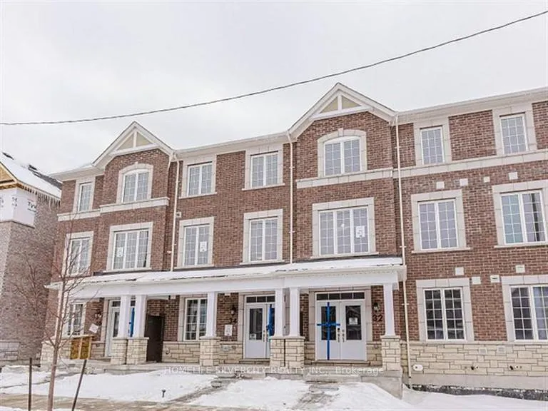Front of 34 Bellasera Way