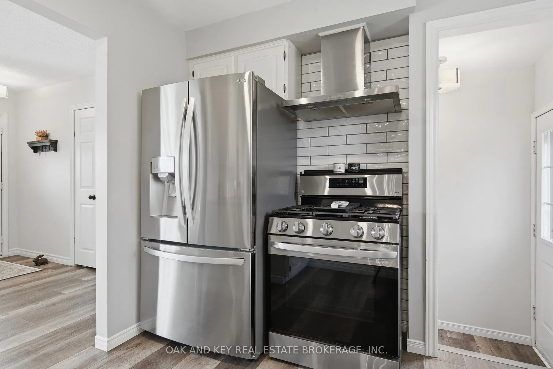 Photo 13 of 207 Simcoe Court, Middlesex Centre, Komoka — HOMEH