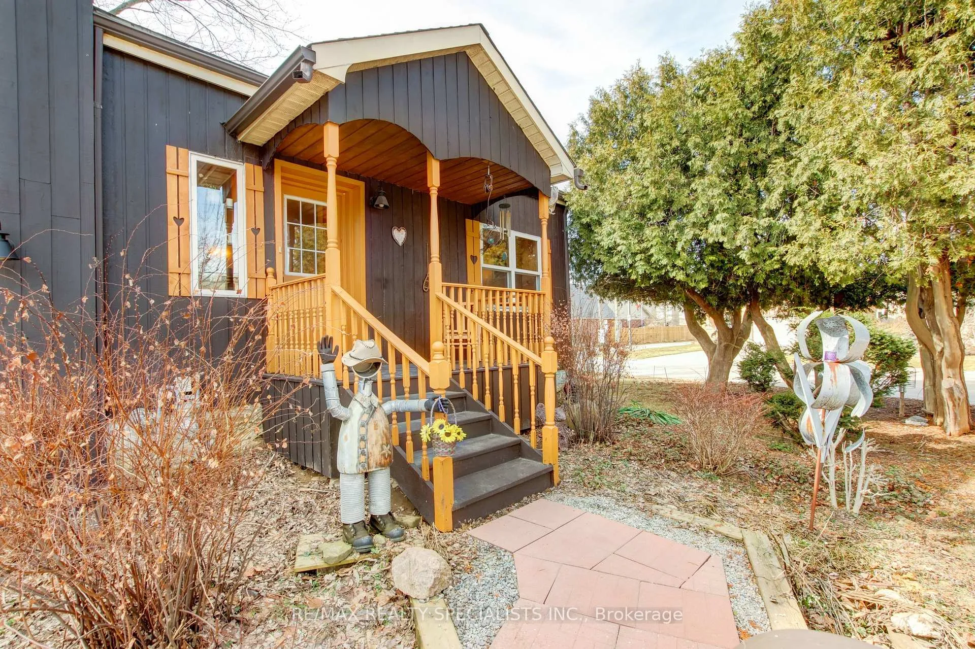 Photo 2 of 1184 Bellview Cres, Burlington, Brant — HOMEH