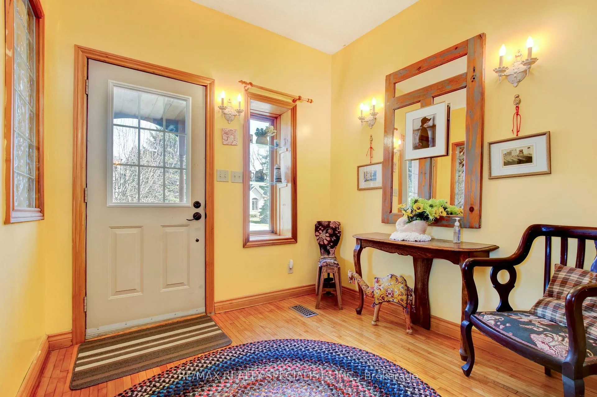 Photo 3 of 1184 Bellview Cres, Burlington, Brant — HOMEH
