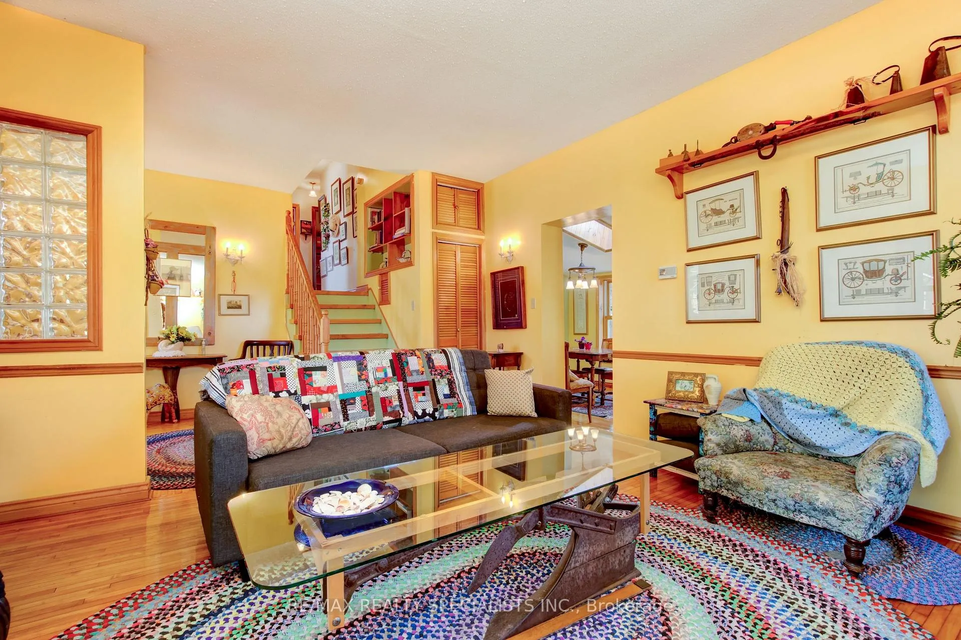 Photo 5 of 1184 Bellview Cres, Burlington, Brant — HOMEH