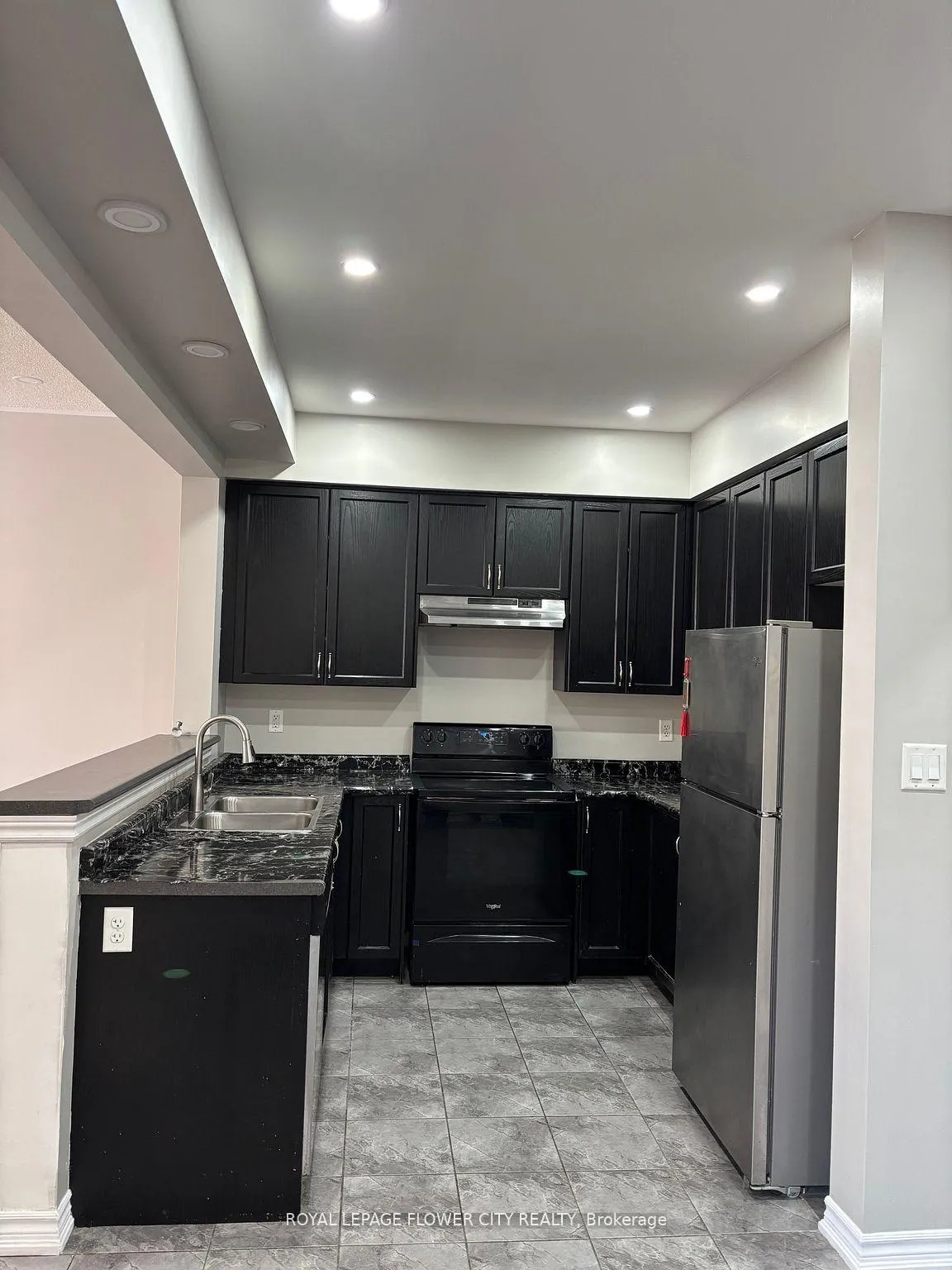 Photo 11 of 38 Walbrook Road, Brampton, Credit Valley — HOMEH