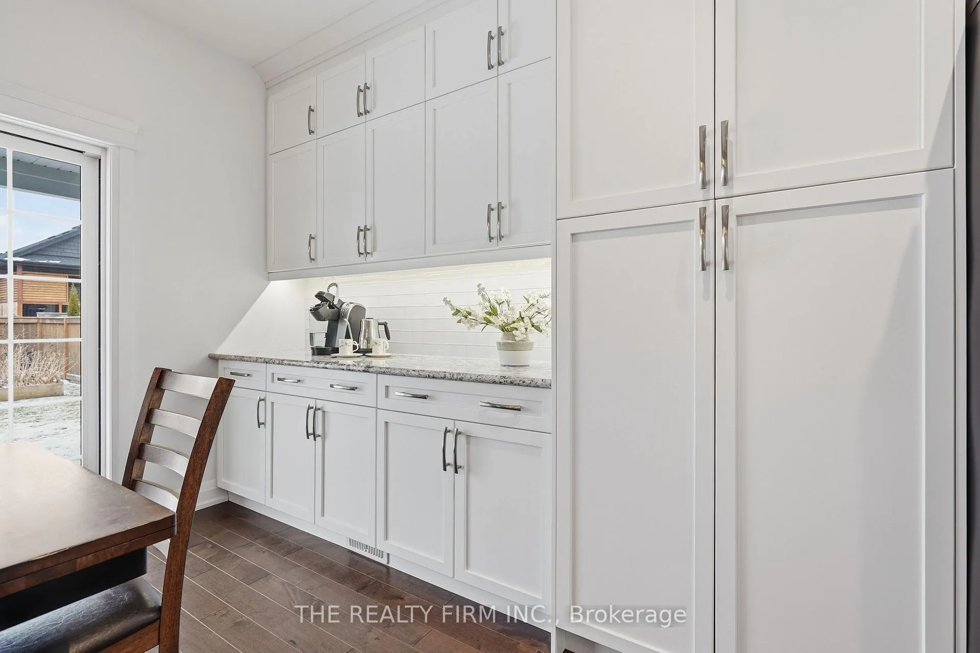 Photo 16 of 84 Collins Way, Strathroy-Caradoc, SE — HOMEH