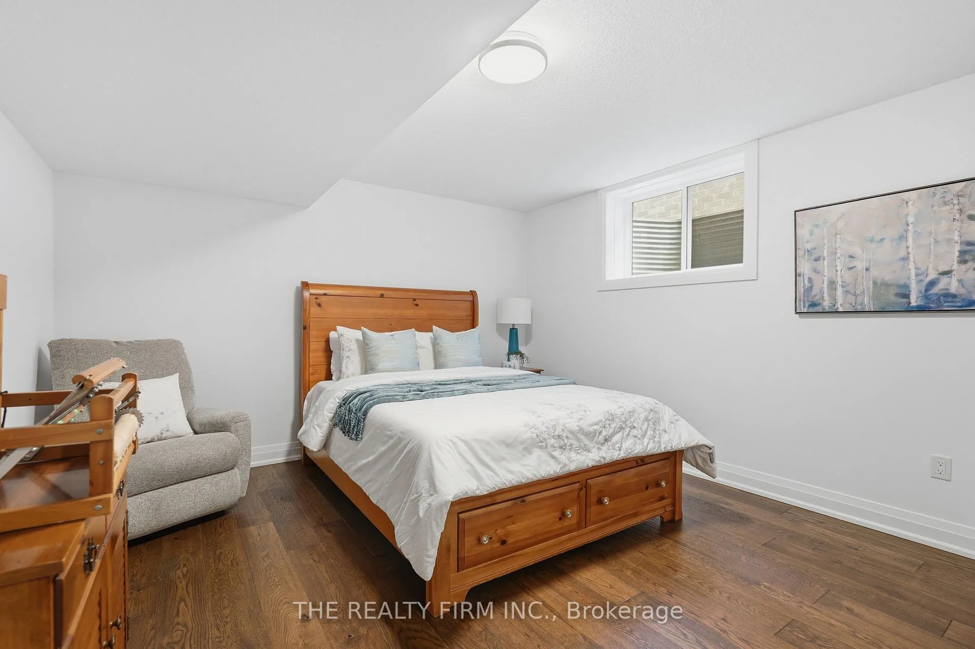 Photo 33 of 84 Collins Way, Strathroy-Caradoc, SE — HOMEH