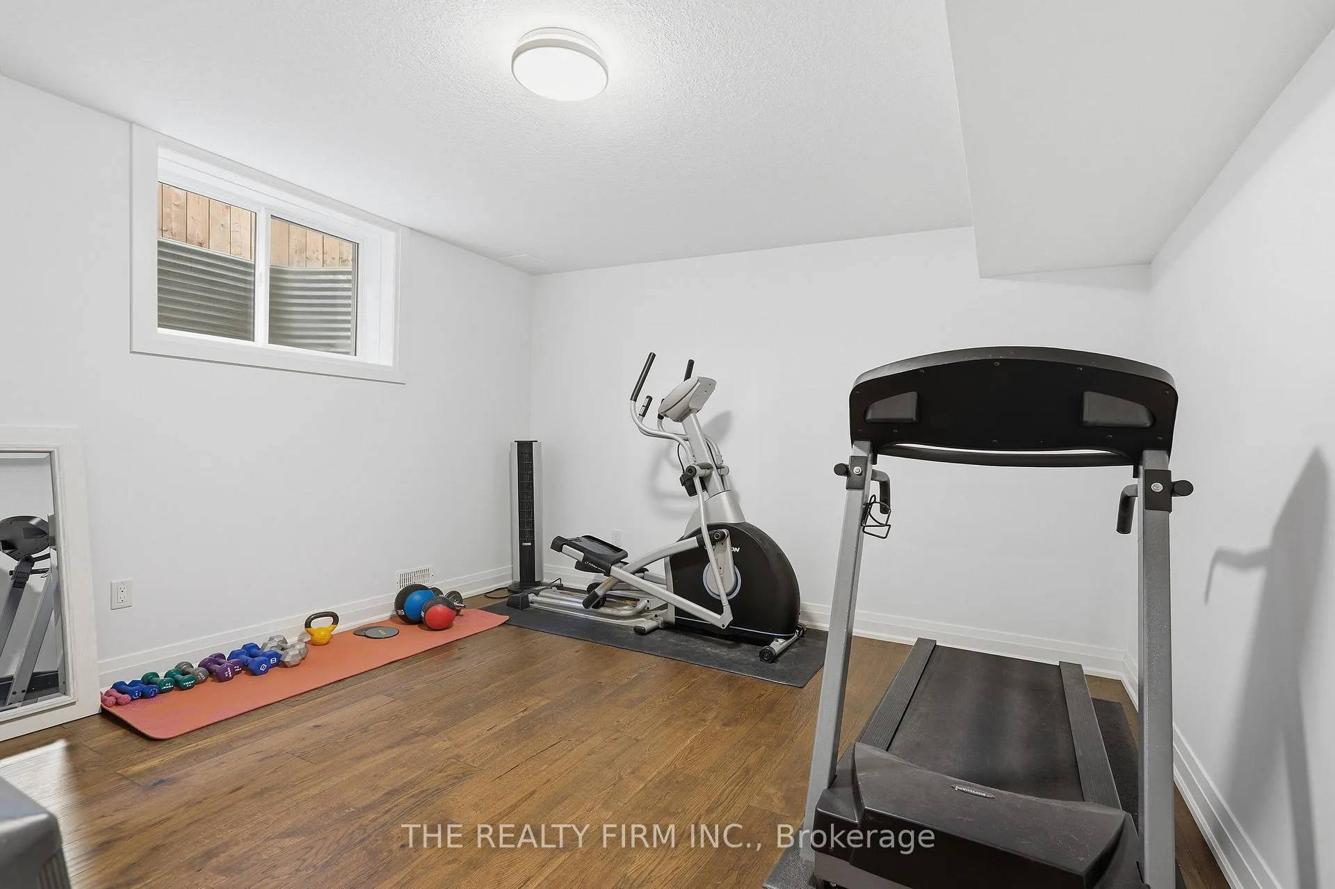 Photo 35 of 84 Collins Way, Strathroy-Caradoc, SE — HOMEH