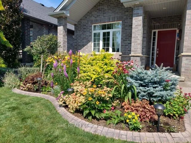 Photo 43 of 84 Collins Way, Strathroy-Caradoc, SE — HOMEH