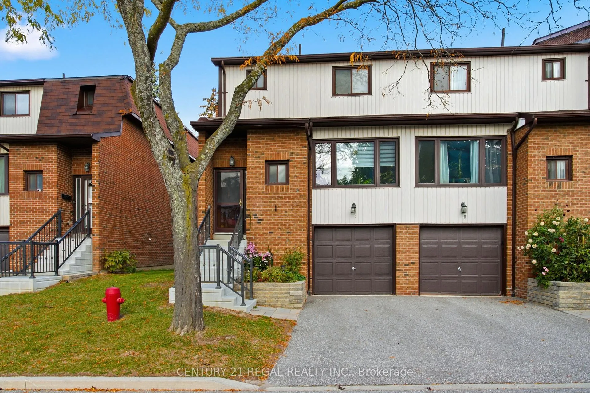 Photo 2 of Unit 7, 765 Oklahoma Drive, Pickering, West Shore — HOMEH