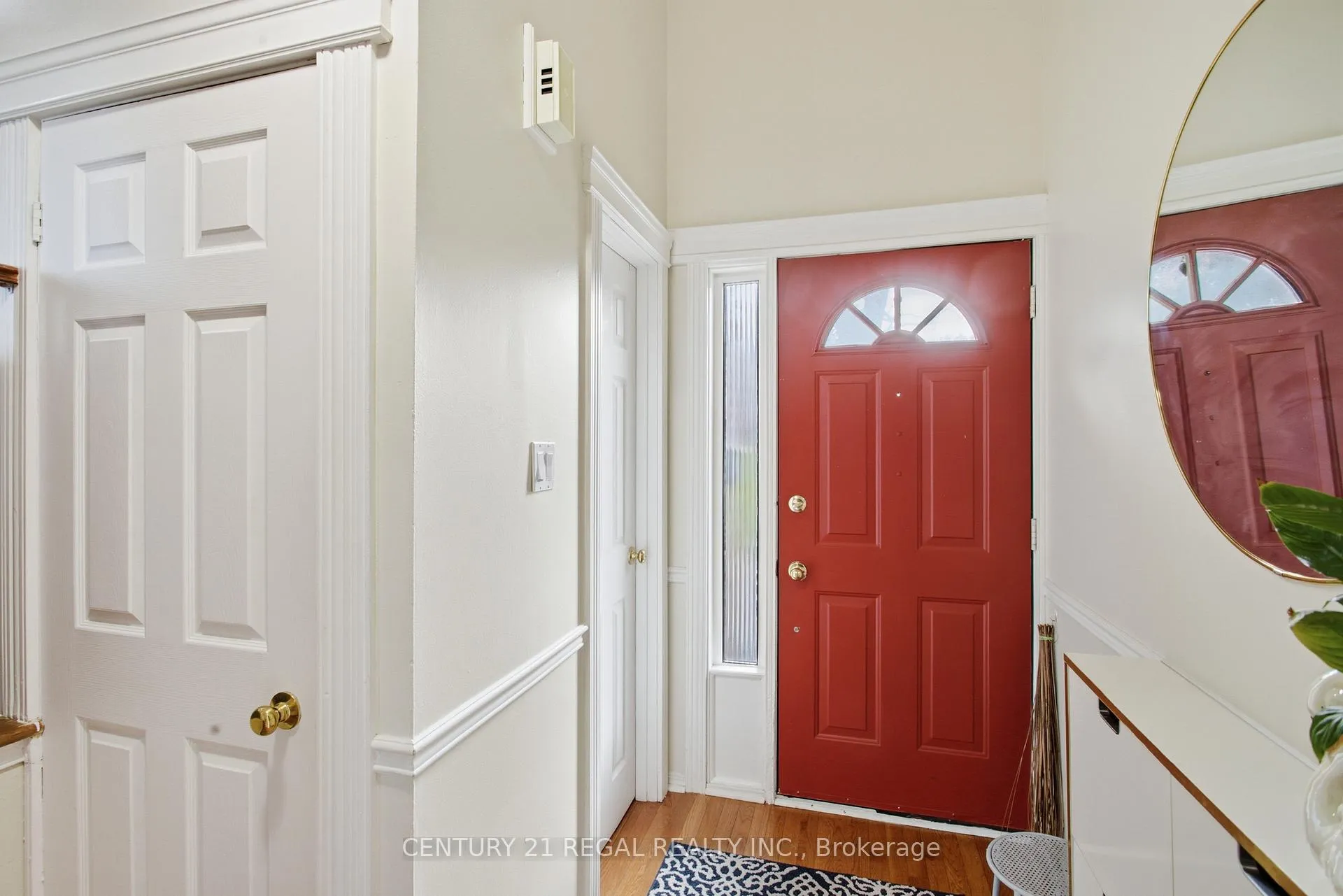 Photo 5 of Unit 7, 765 Oklahoma Drive, Pickering, West Shore — HOMEH