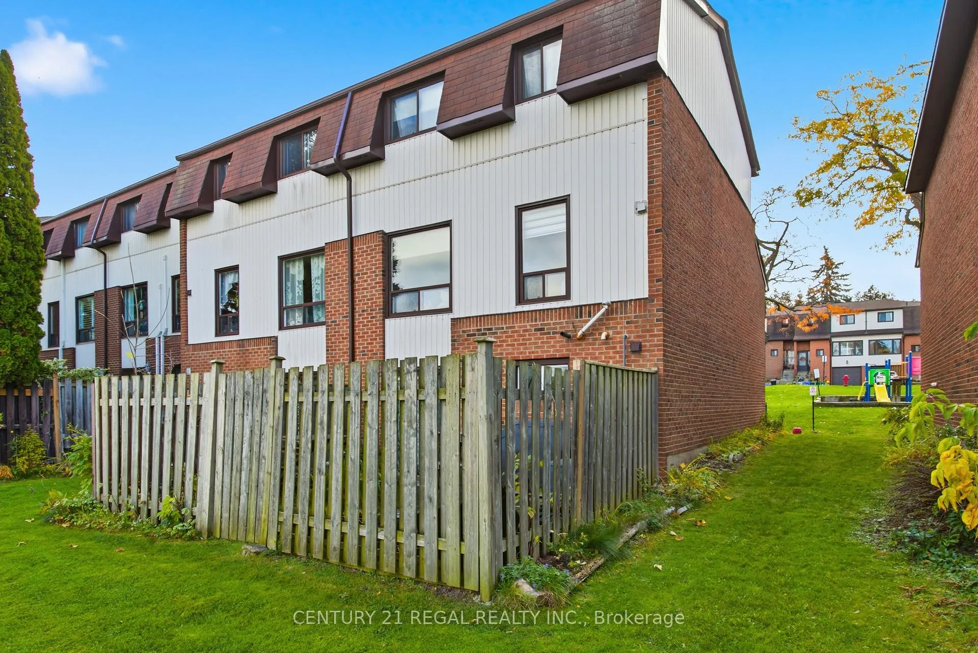 Photo 32 of Unit 7, 765 Oklahoma Drive, Pickering, West Shore — HOMEH